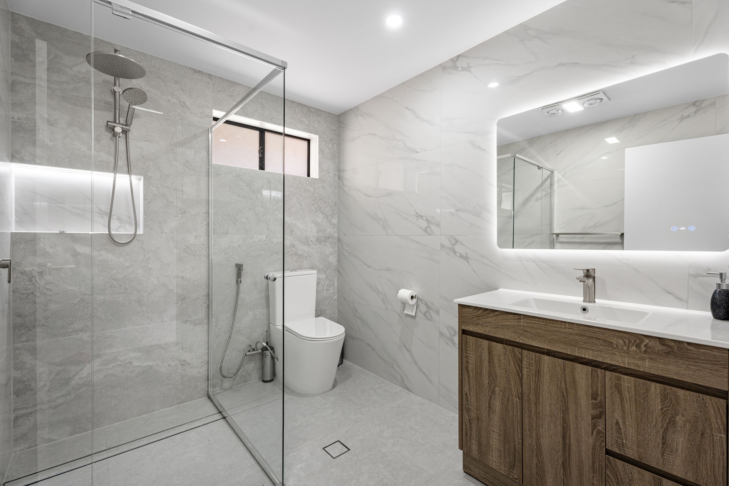 24 Explorers Way, St Clair, NSW