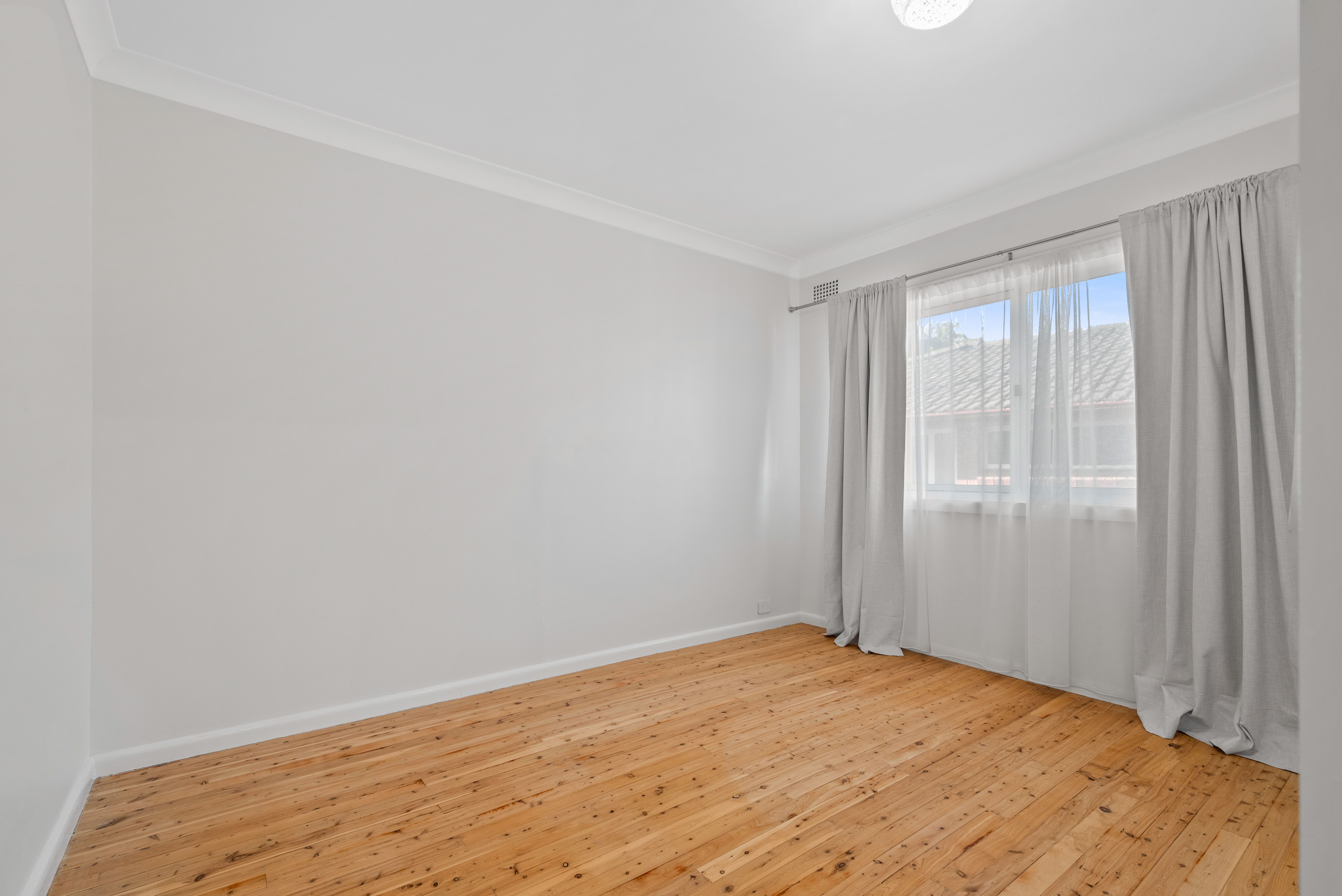5 Campbellfield Avenue — photo 11 of 12