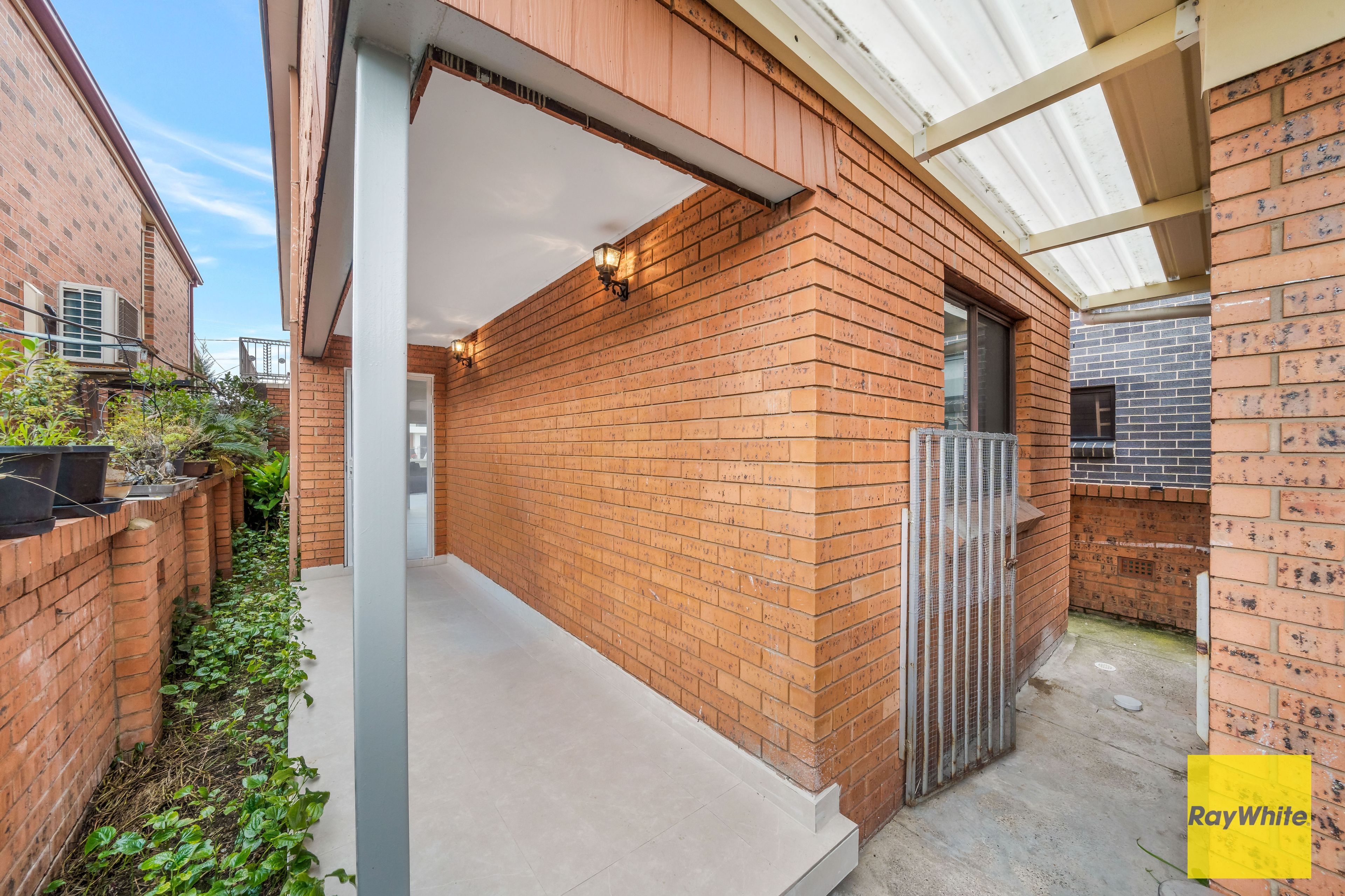 24A TORRENS Street — photo 15 of 16