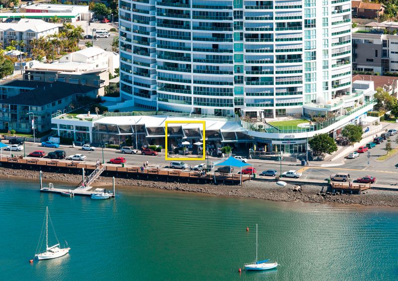 commercial-retail-property-sold-labrador-qld-6-300-marine-parade