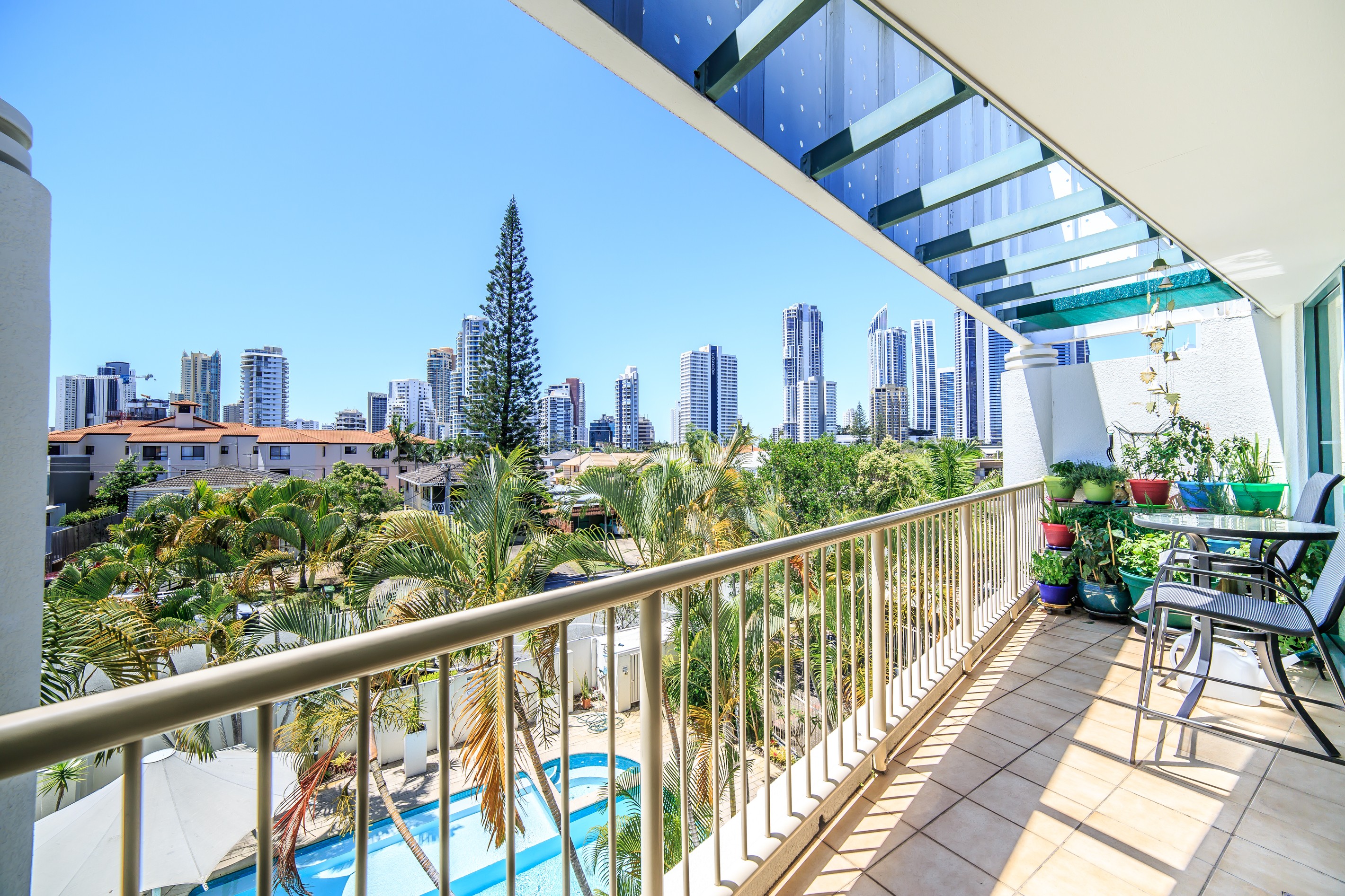 10/2 Adori Street, Chevron Island, QLD 4217