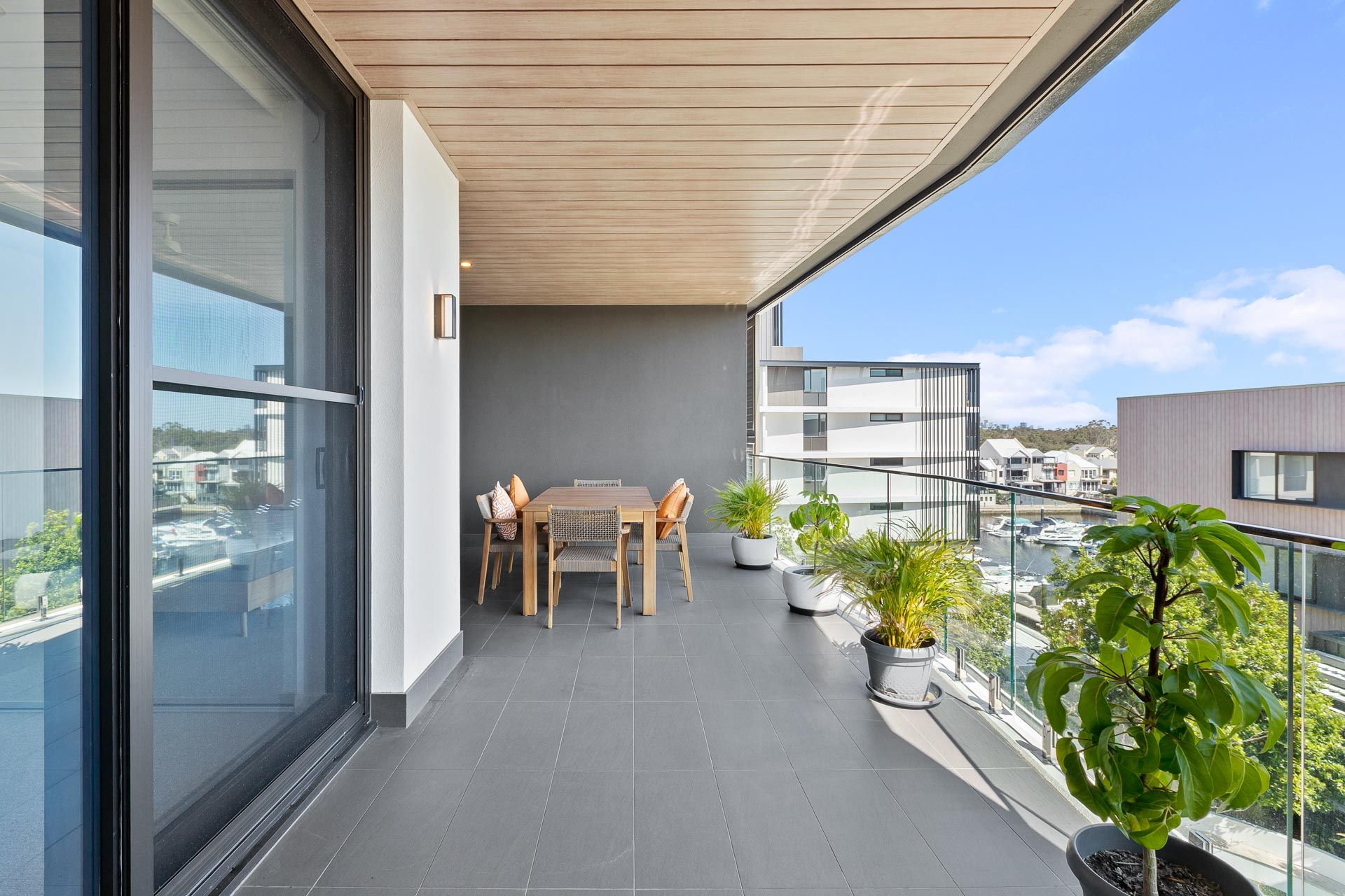 80/16 Marina Drive — photo 11 of 26