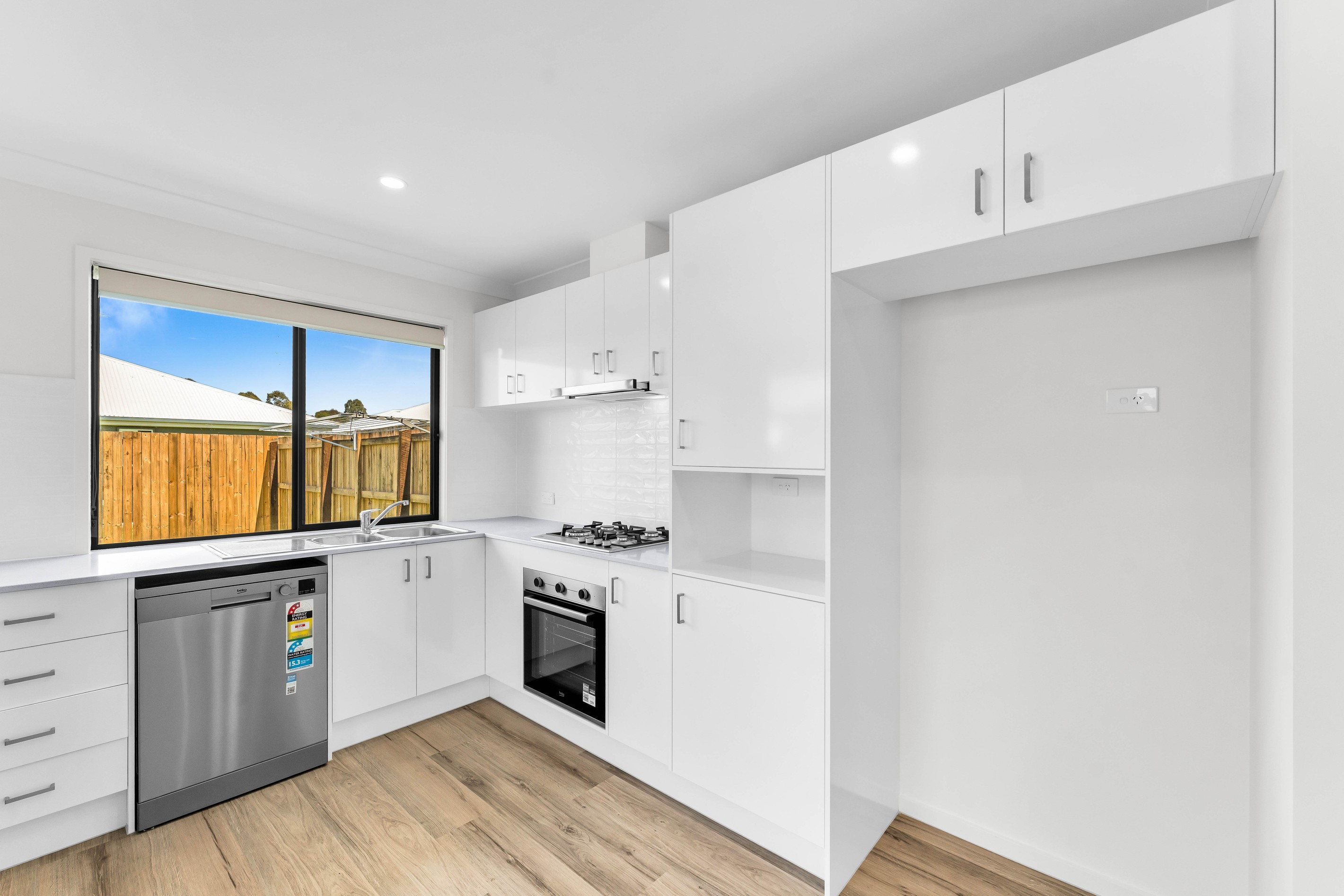 1/16 Mali Way, Logan Village, QLD 4207