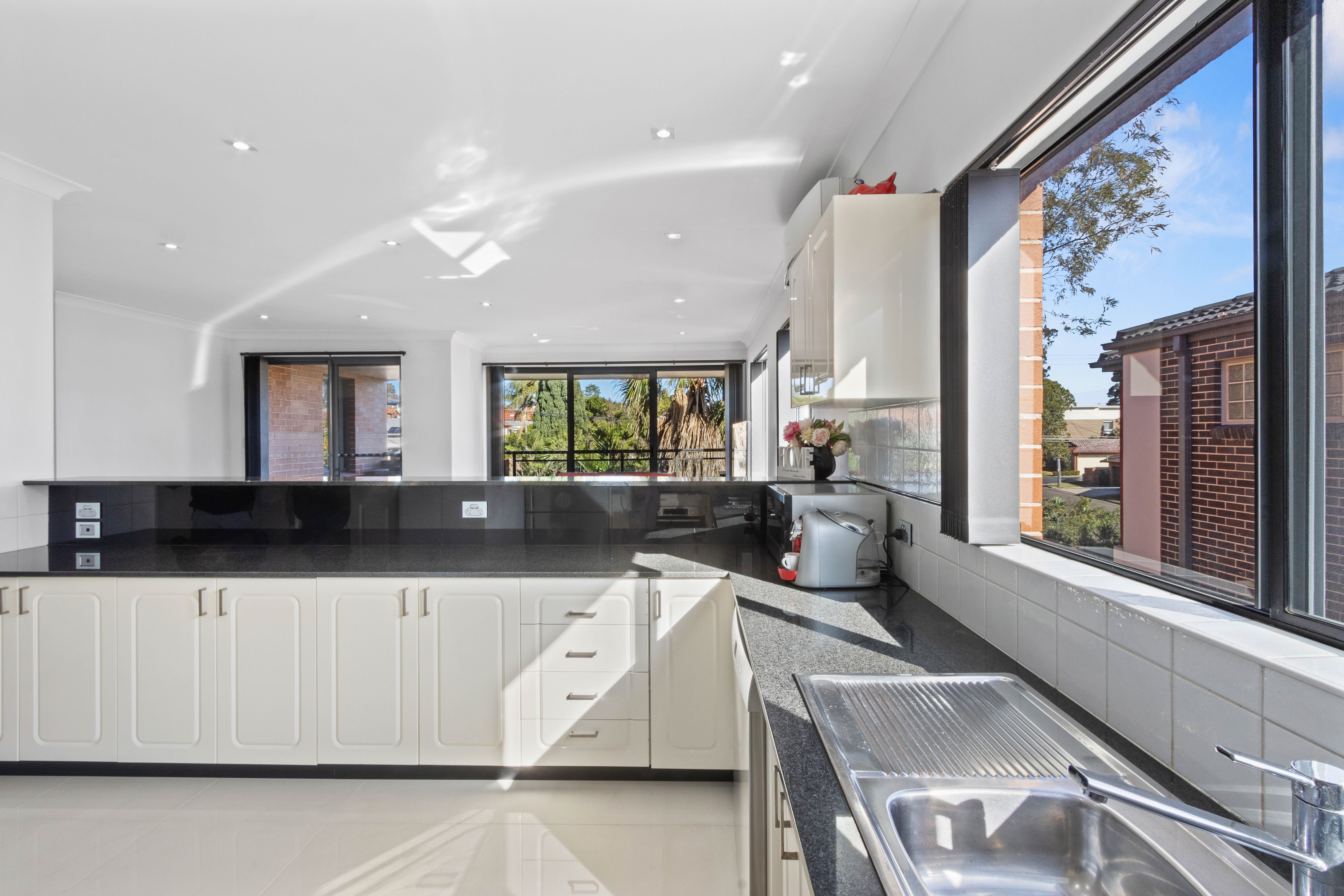 18/6-8 Melvin Street, Beverly Hills, NSW 2209