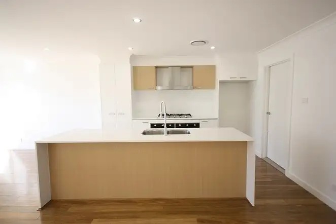 4b Rosemount Drive, Catherine Field, NSW 2557