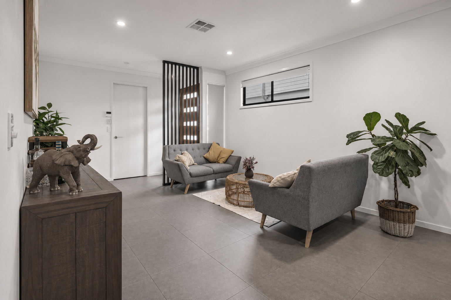 29/28 BONOGIN Road — photo from Ray White Broadbeach