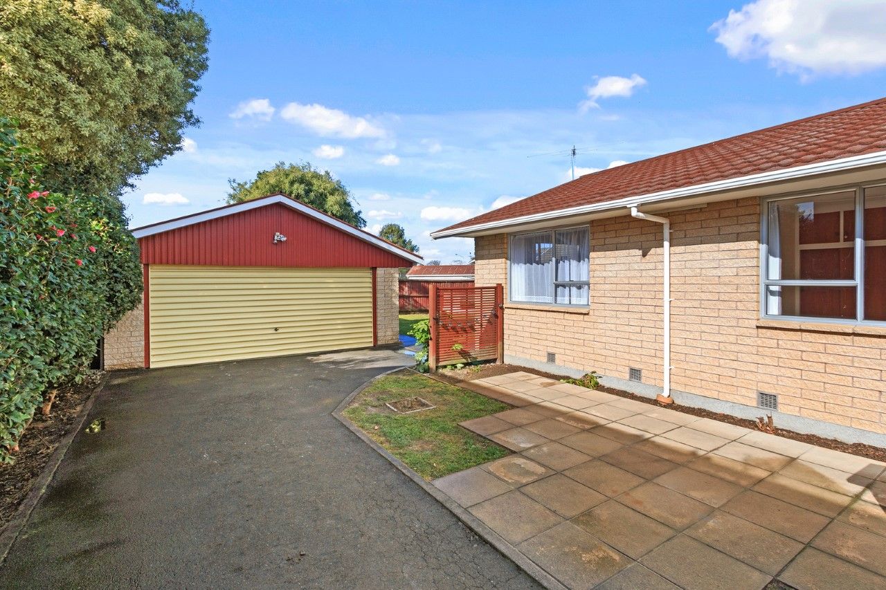 6 Radbrook Street, Avonhead, Christchurch City