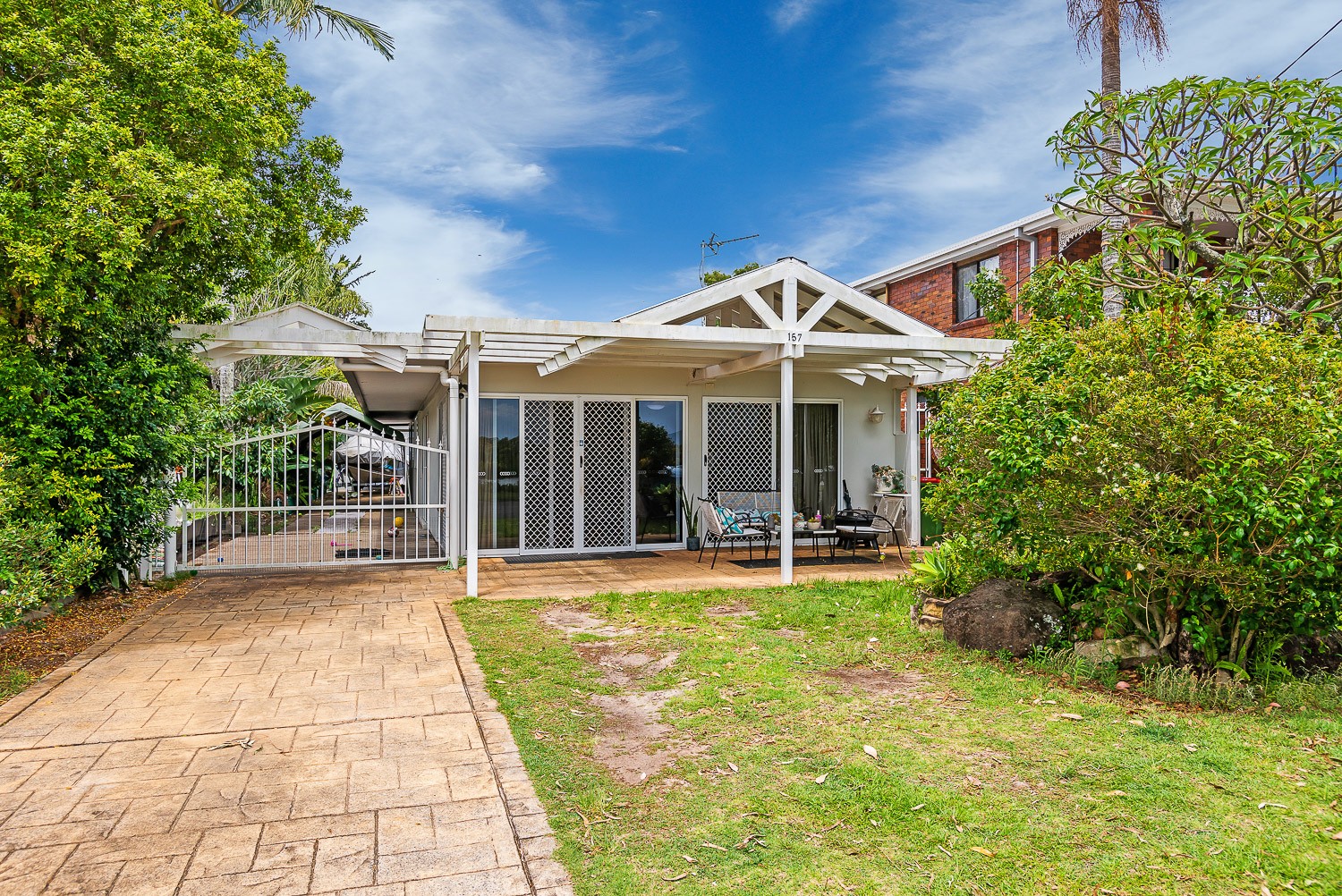 157 The Esplanade West, Coombabah, QLD 4216