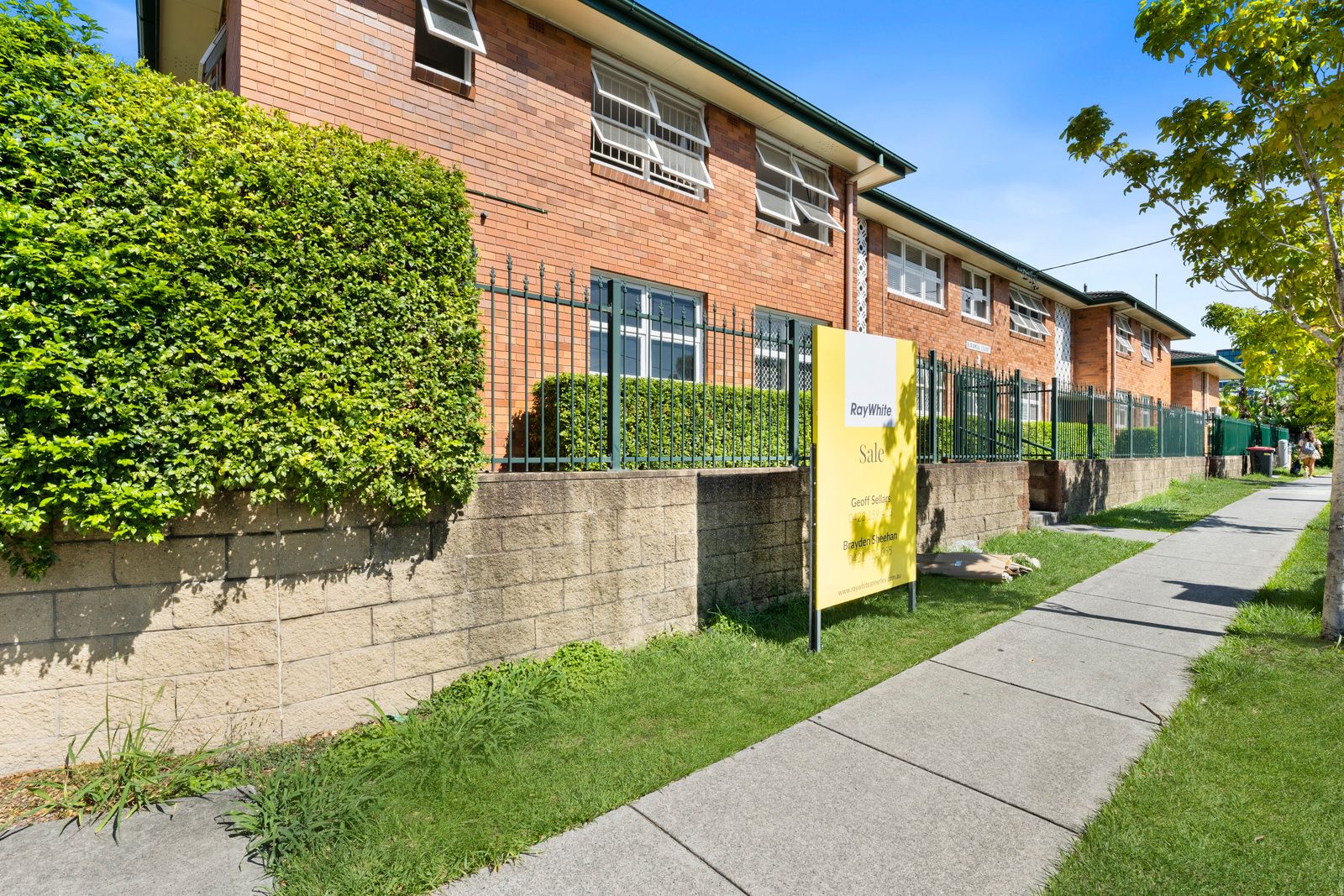 2 Carl Street, Woolloongabba QLD 4102