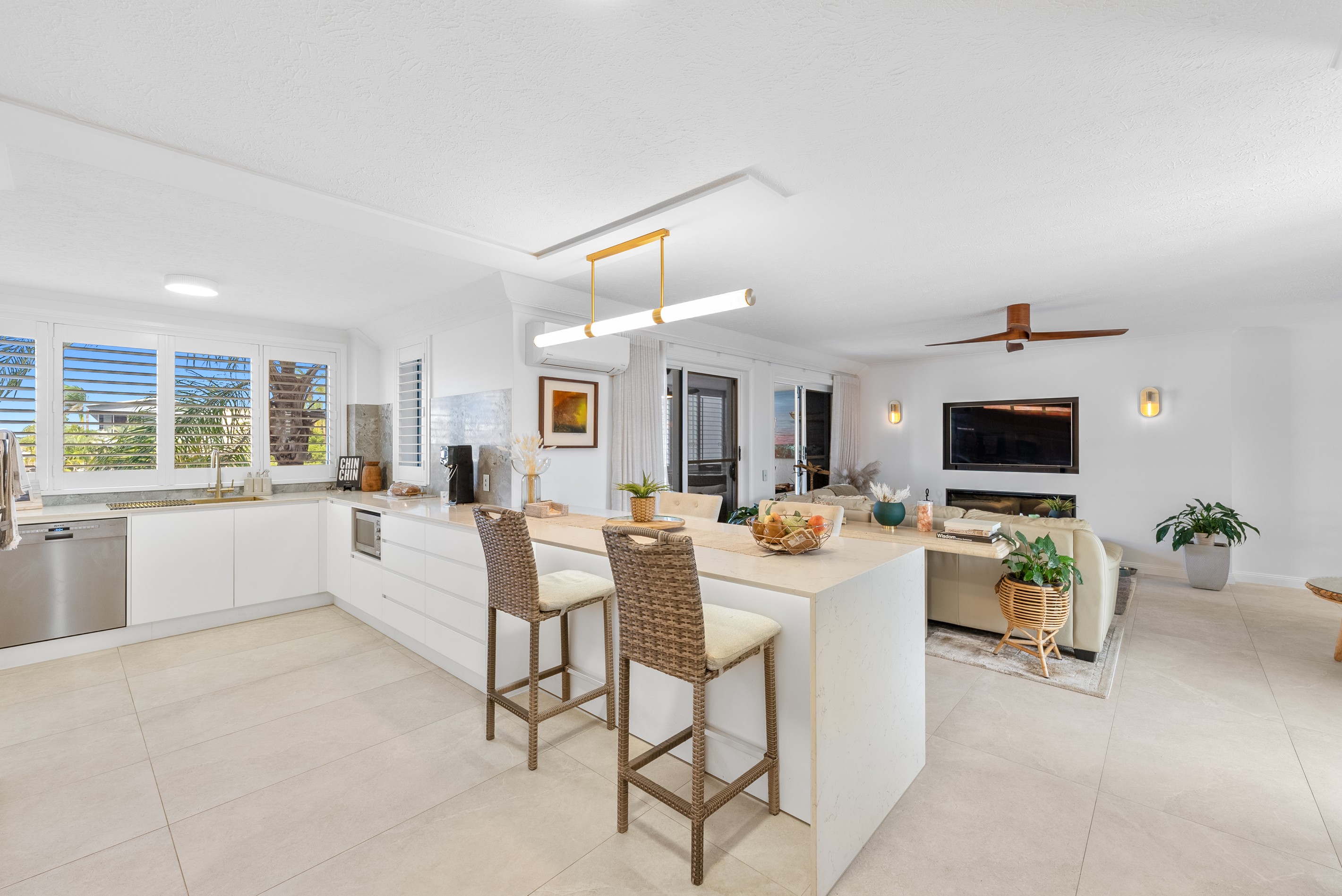 5/17-19 Canal Avenue, Runaway Bay, QLD 4216
