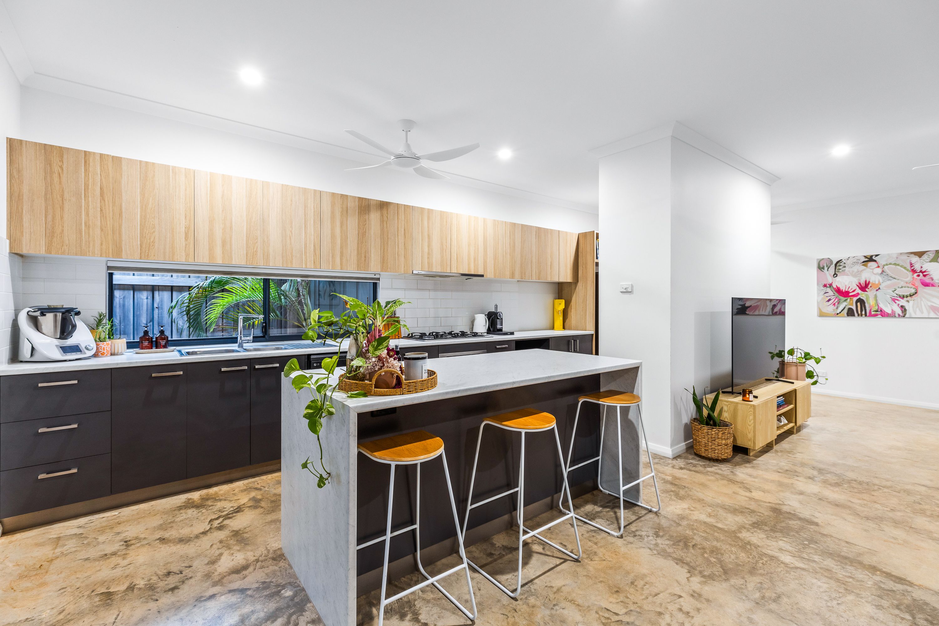 83 Kapang Drive — photo 9 of 30