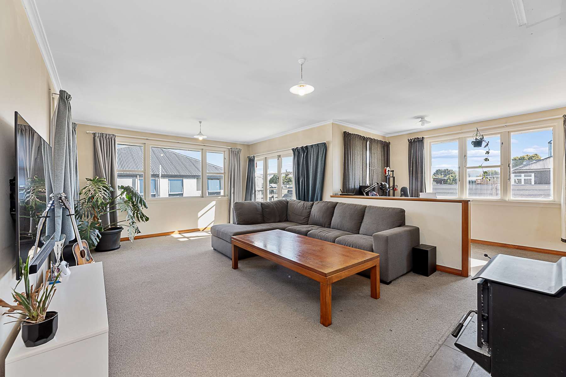 21 Holdaway Street photo 2