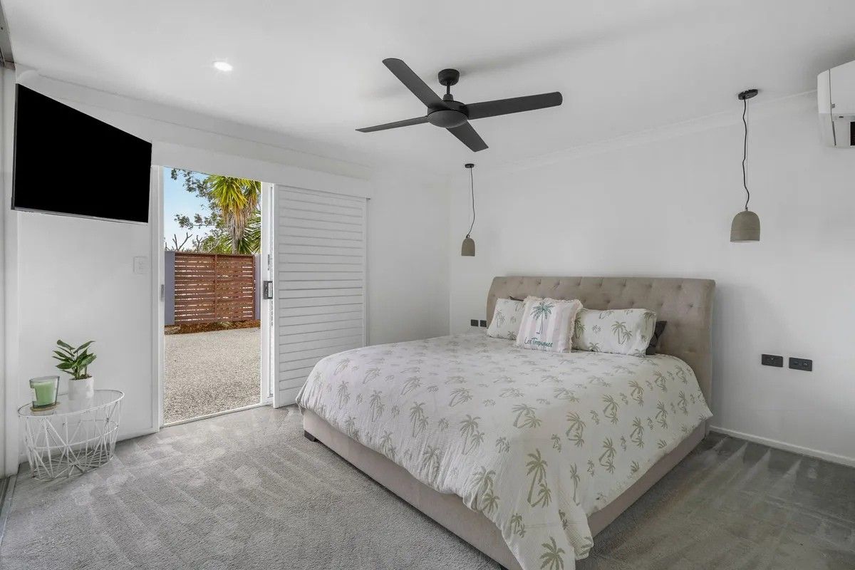 42 Adaminaby Drive — photo 8 of 21