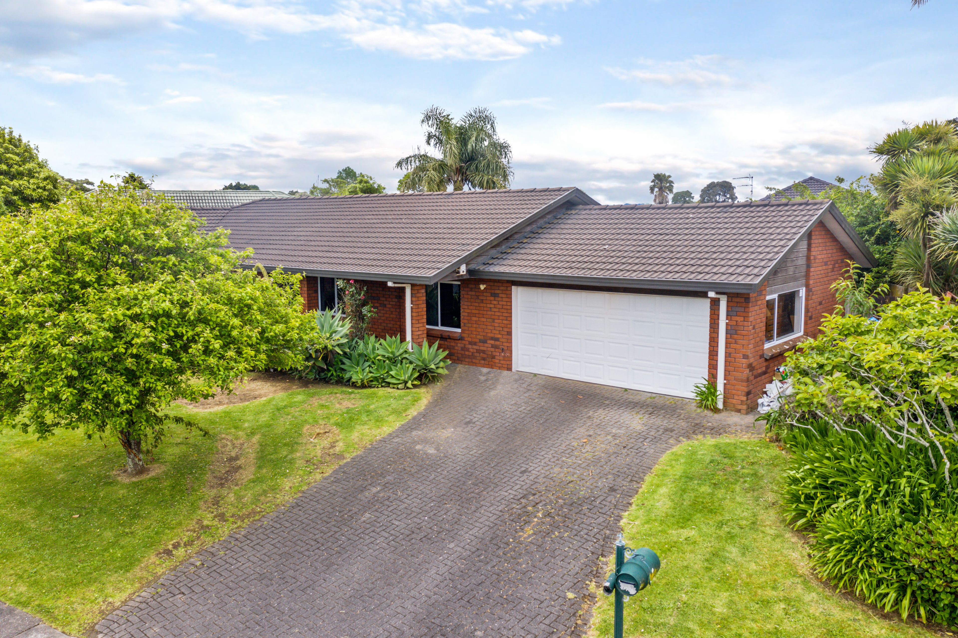 2 Glenross Drive, Wattle Downs, Manukau City