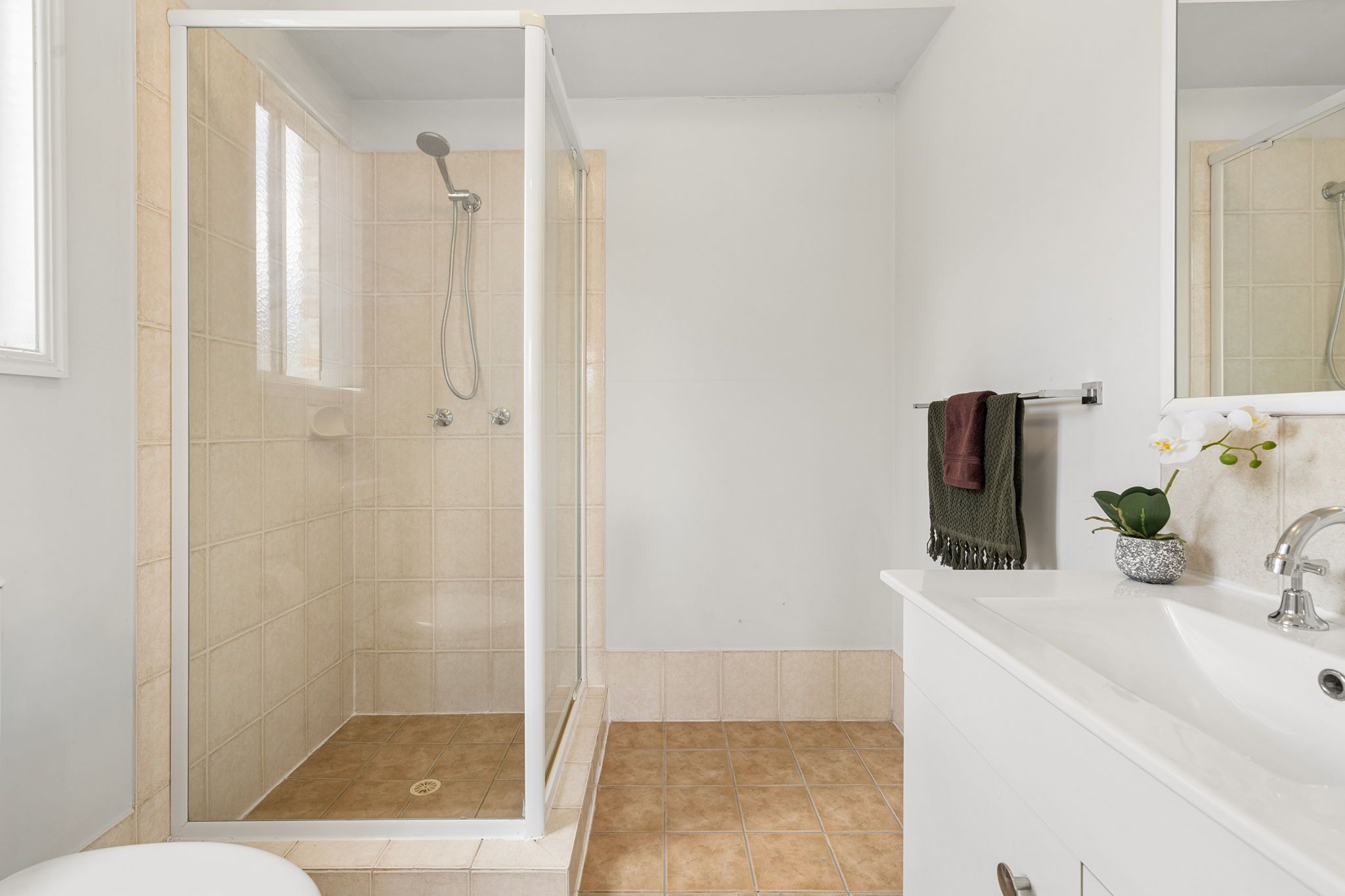 35 Billabong Drive — photo 11 of 17