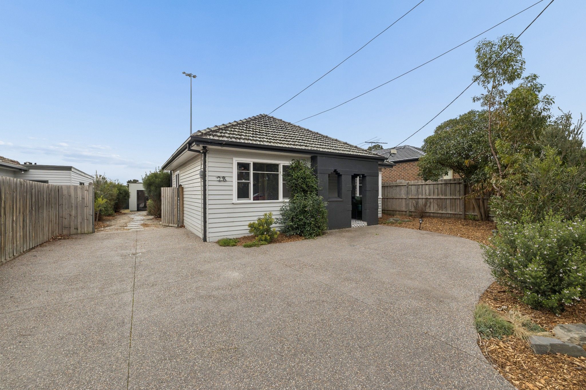 28 Locksley Avenue, Reservoir, VIC 3073