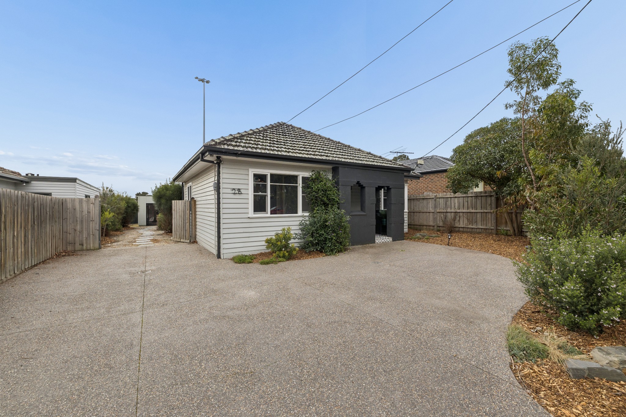 28 Locksley Avenue, Reservoir, VIC 3073