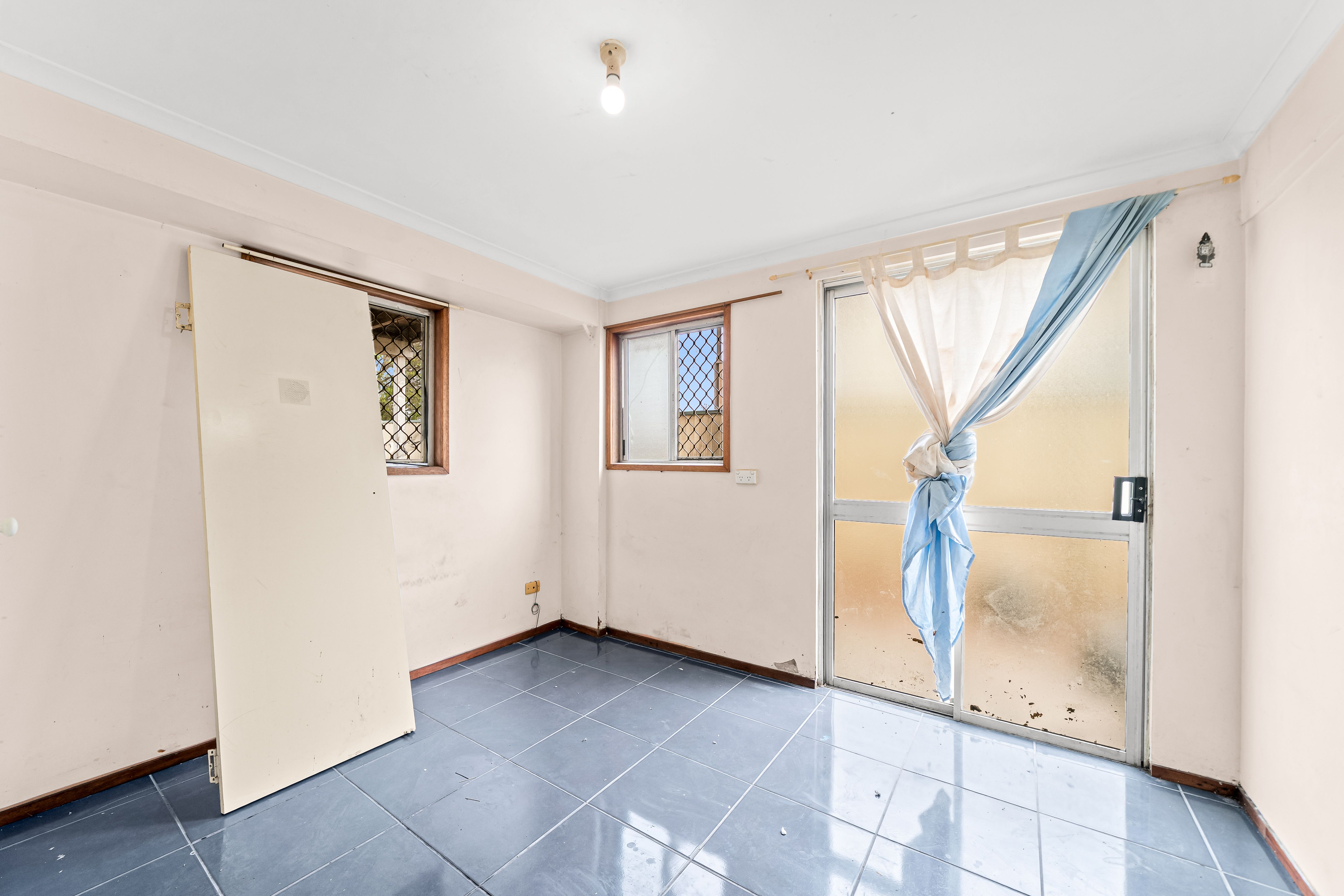 53 Jarrah Crescent — photo 8 of 30