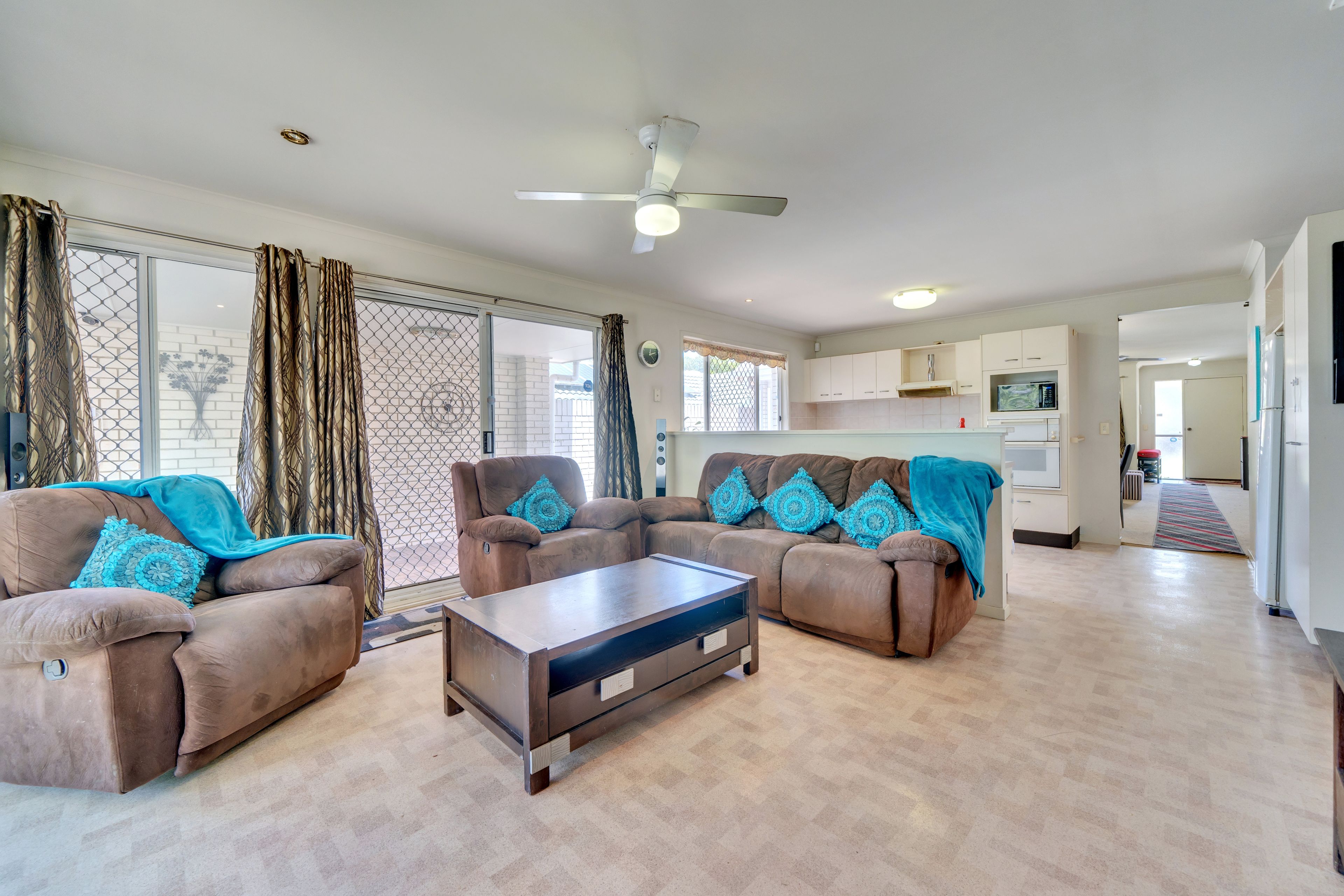 102 Flinders Crescent, Forest Lake, QLD 4078