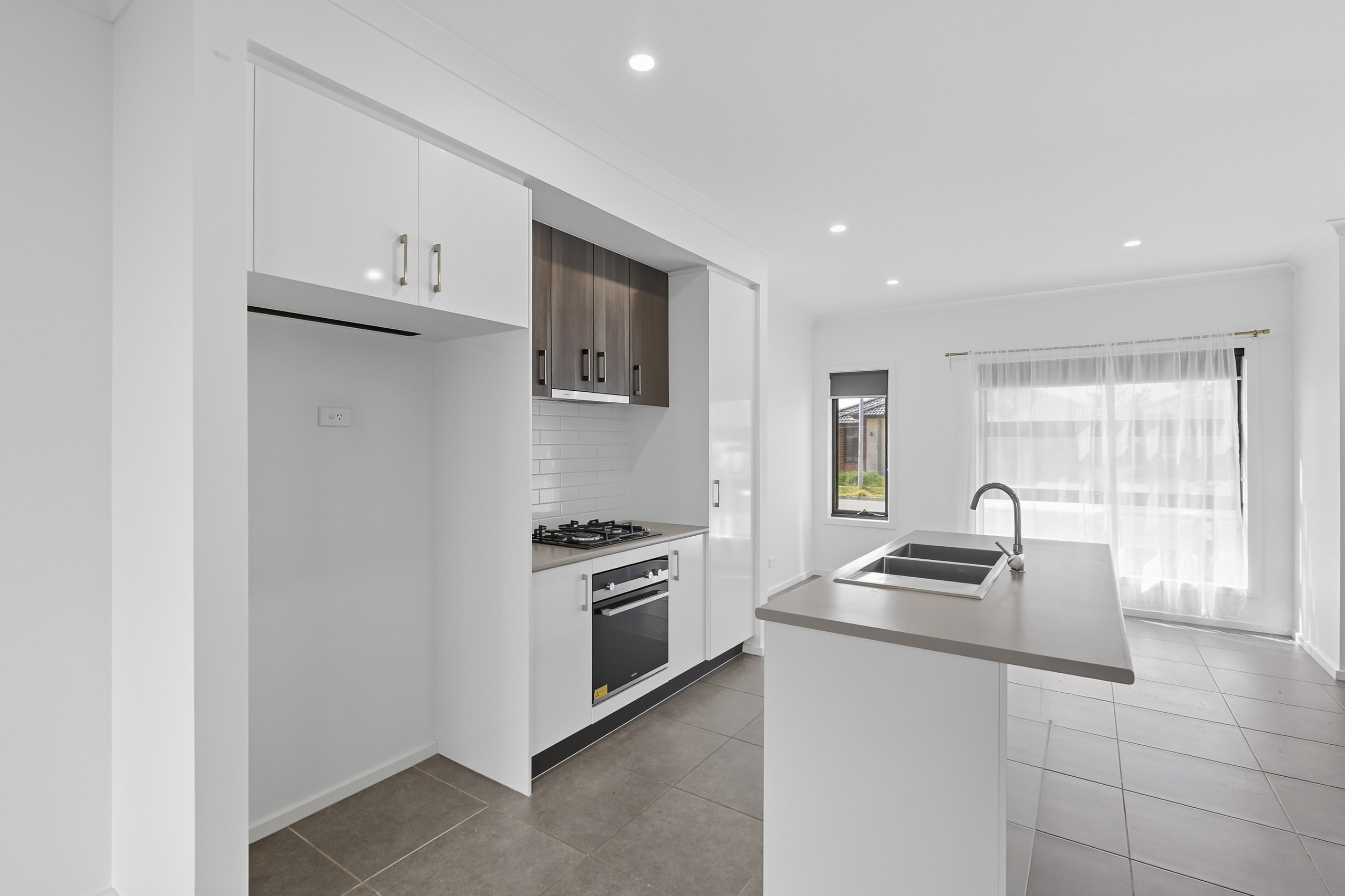 17 Gallaxus Avenue, Wyndham Vale, VIC 3024