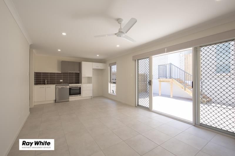 1/74 Lamington Drive, Redbank Plains, QLD 4301