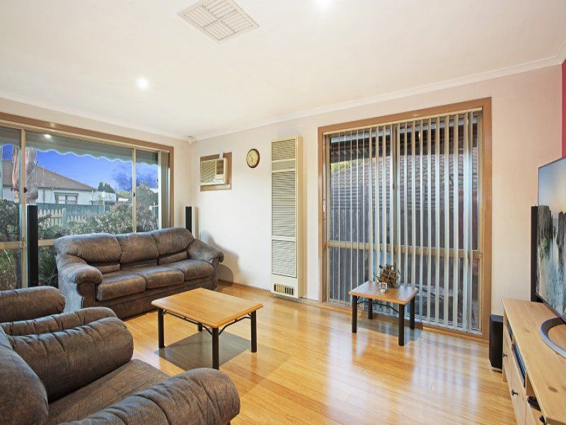 1/48 St James Avenue, Springvale, VIC 3171