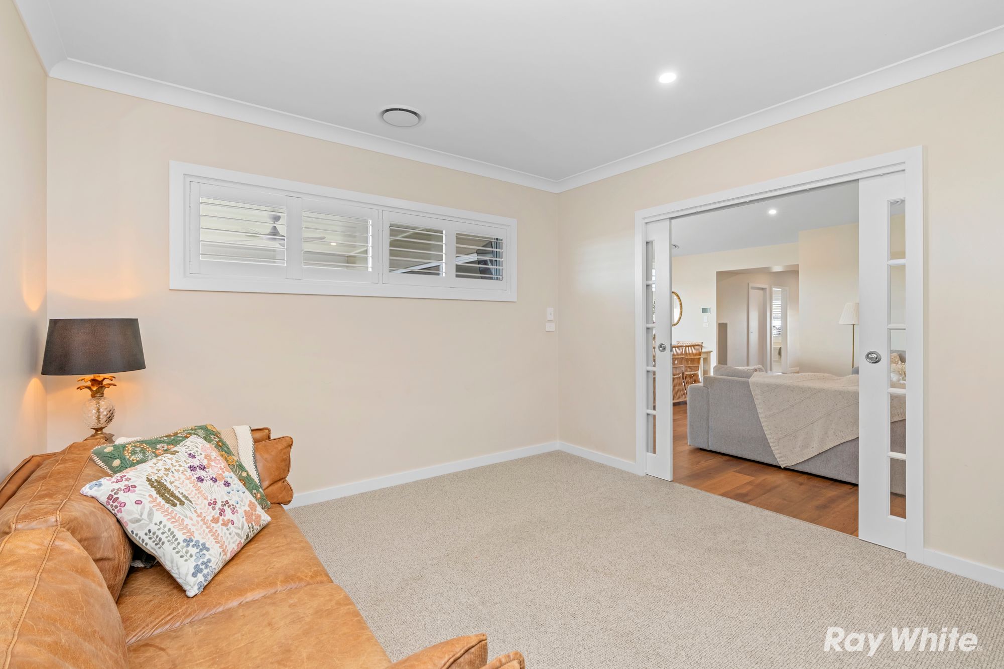11 Lawrence Avenue — photo 10 of 25