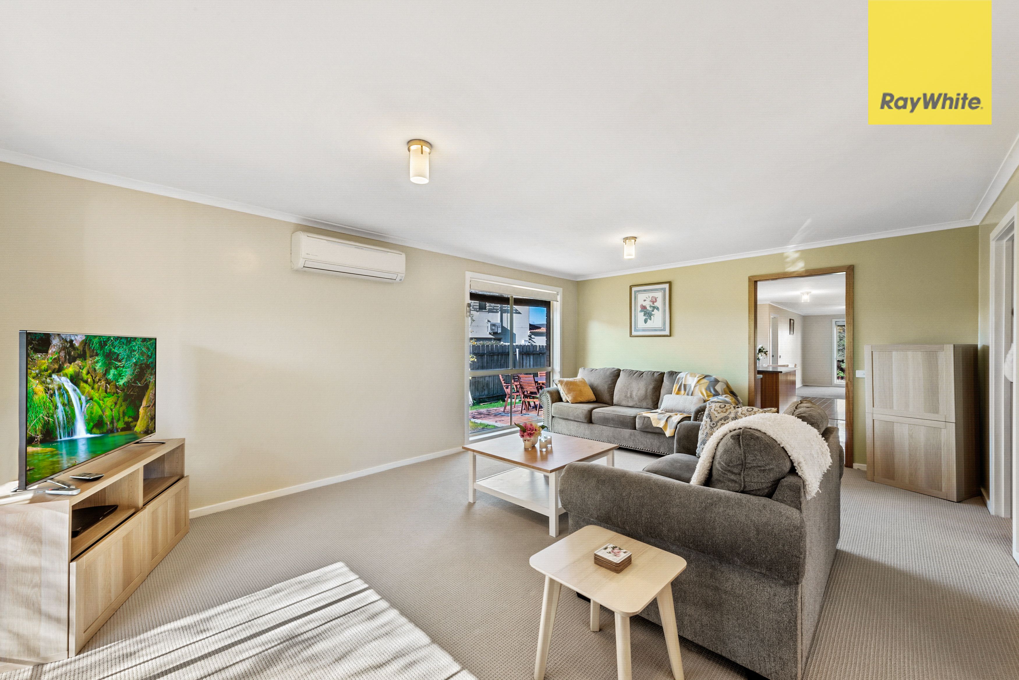 8 Rachel Court, Sydenham, VIC 3037