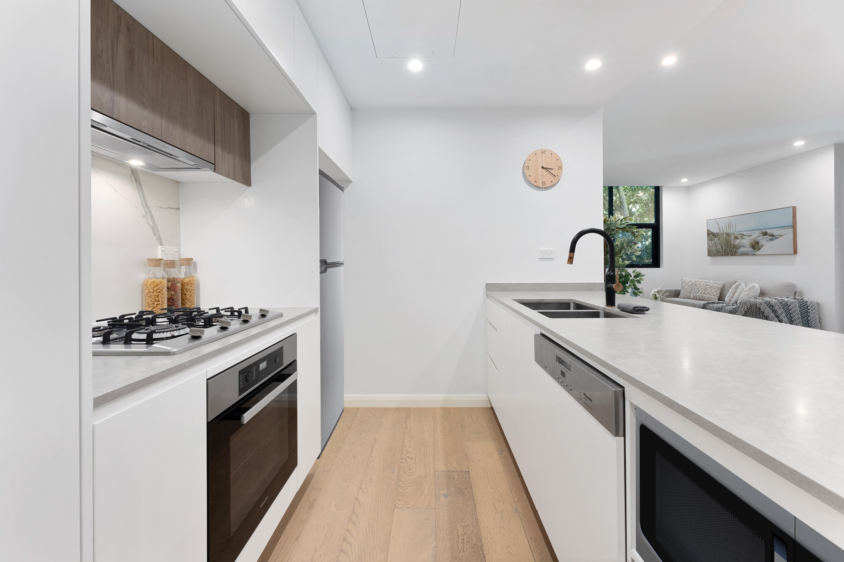 201/2 Canberra Avenue, St Leonards, NSW 2065