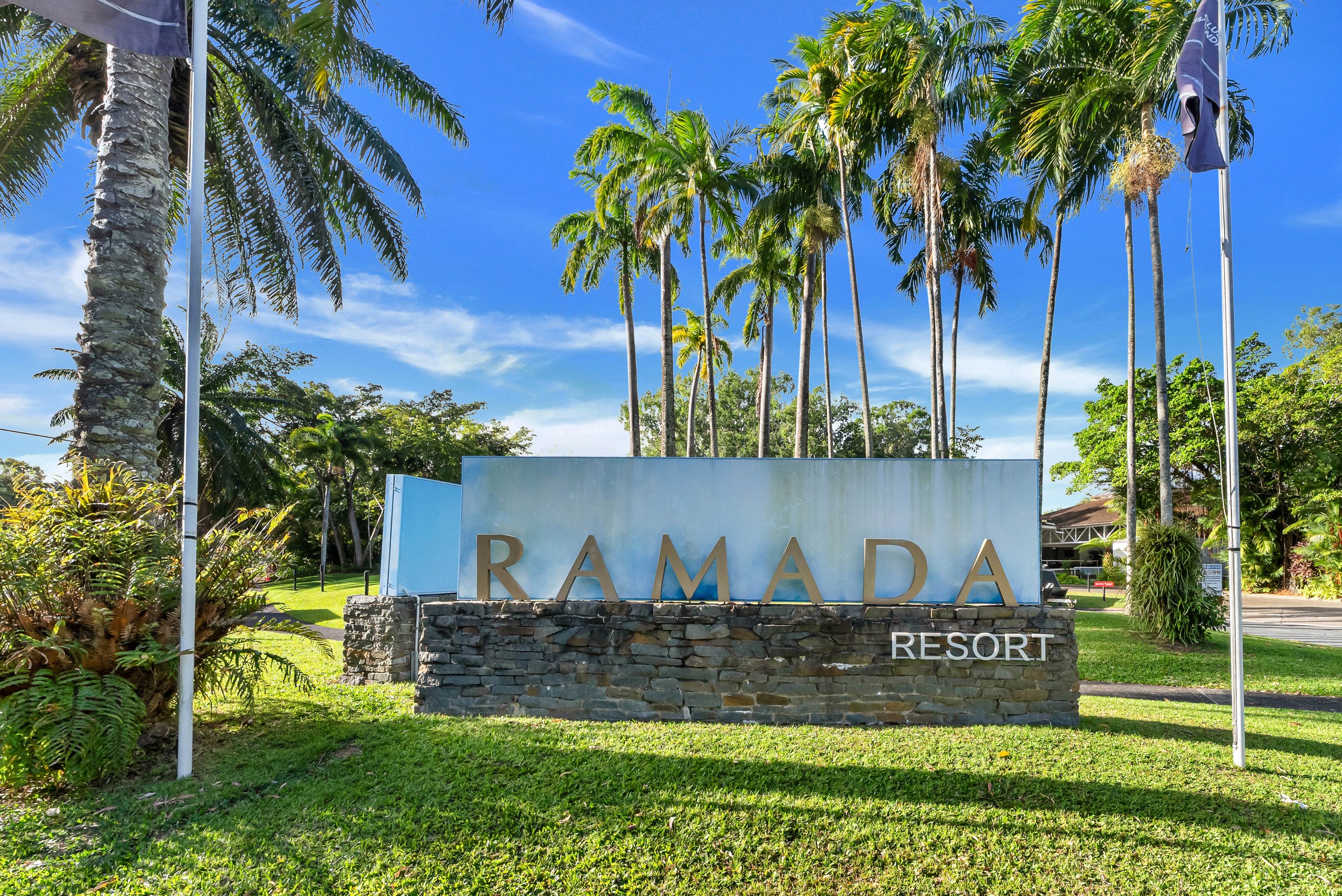C305/316 Port Douglas Road, Port Douglas, QLD 4877