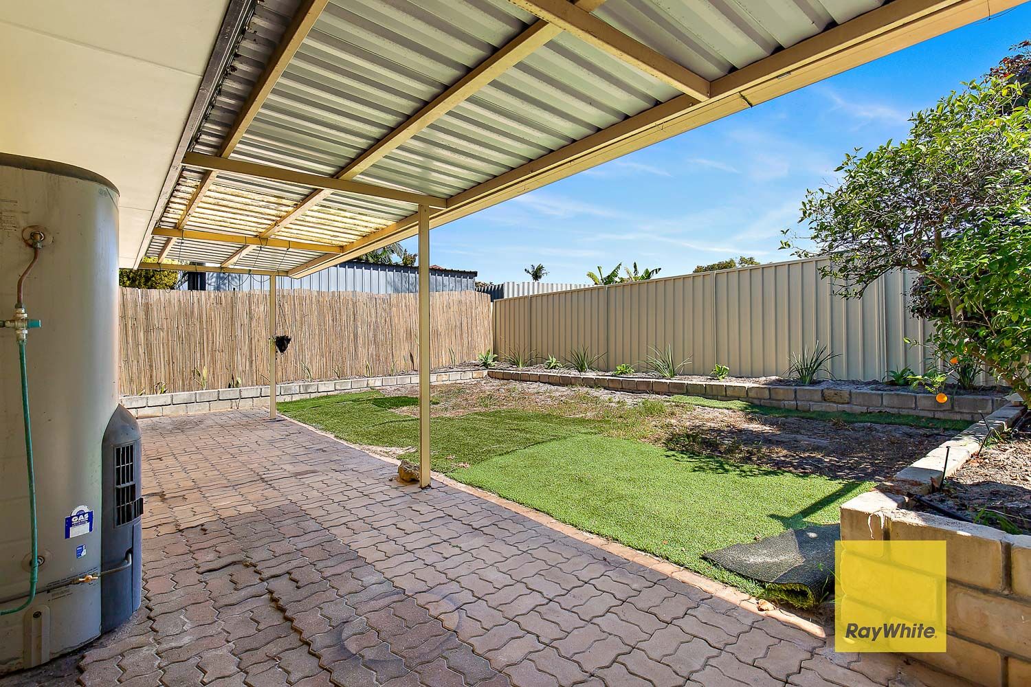 7 Irwin Close — photo 7 of 18