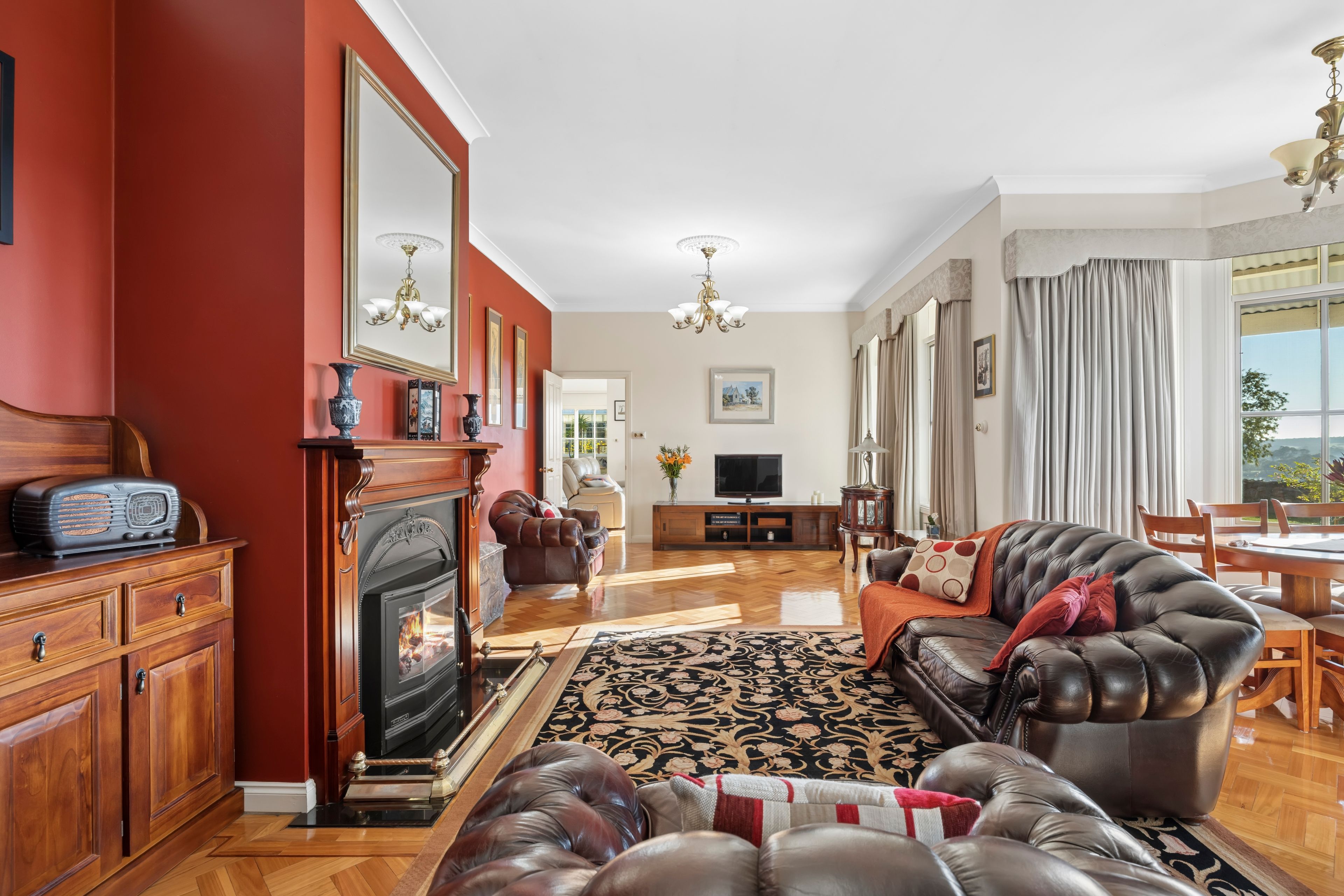 712 North Redesdale Road — photo 3 of 27