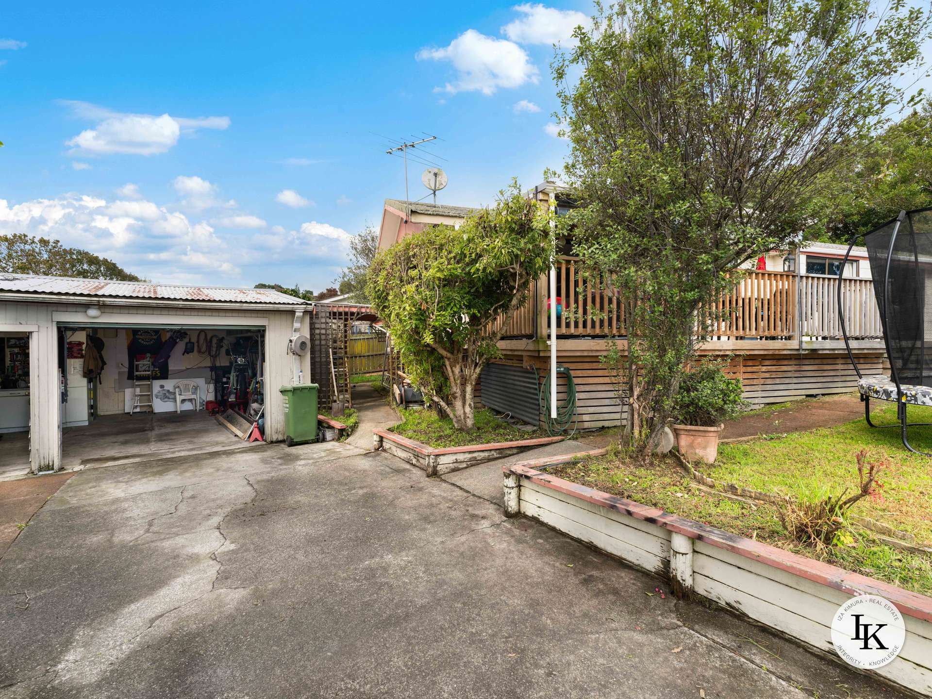 151 Boundary Road photo 27