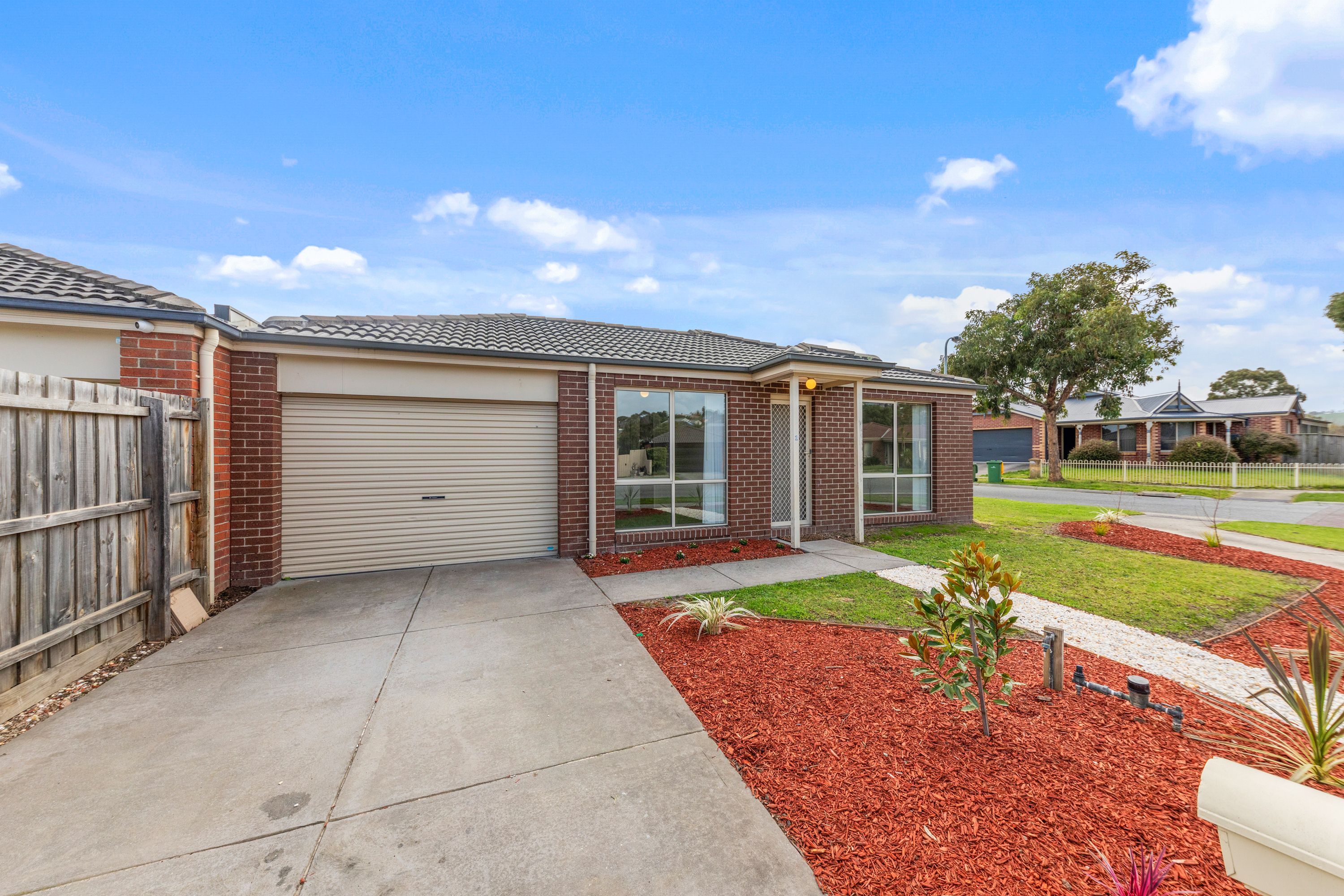 1 Samchelle Place, Pakenham, VIC 3810