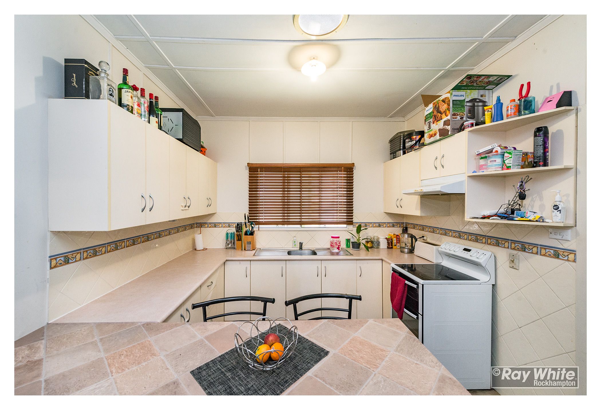 115 Main Street, Park Avenue, QLD 4701