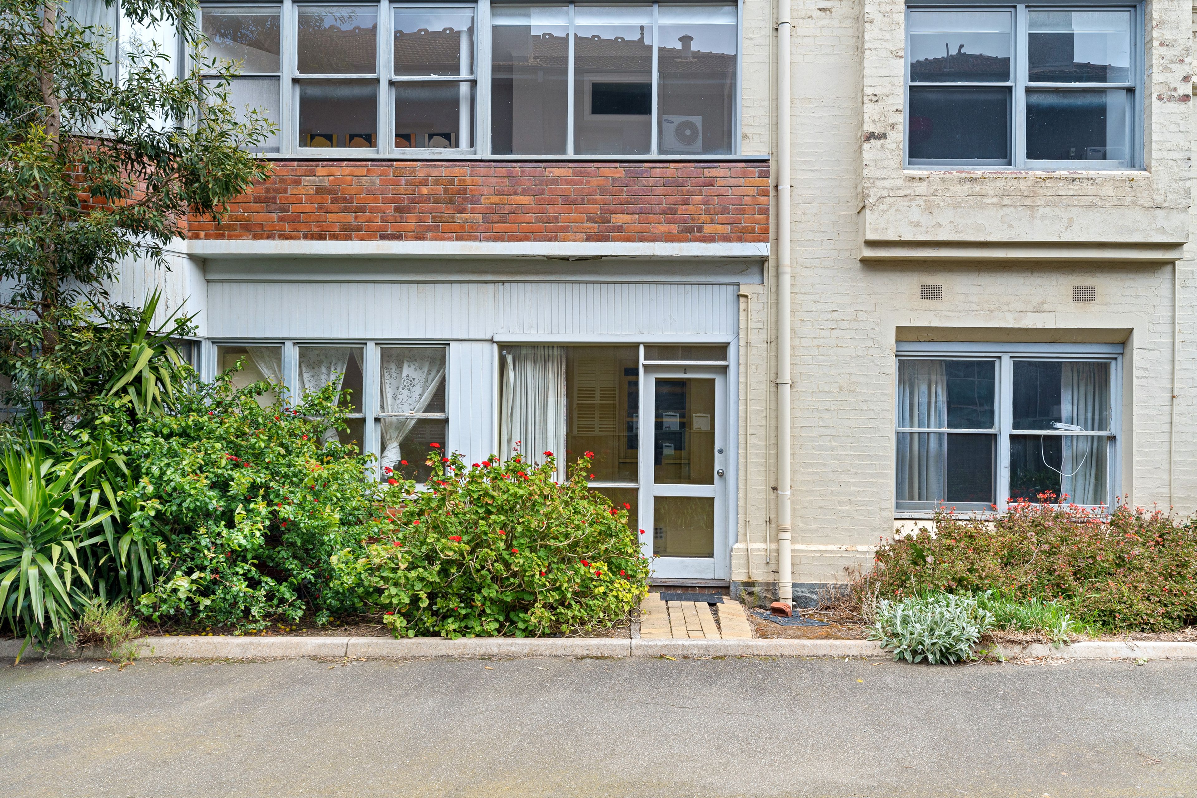 1/4 Lyons Street South, Ballarat Central, VIC 3350