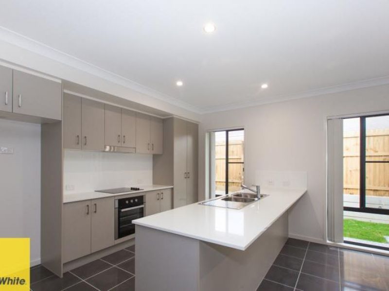 28 Tribeca Circuit, Coomera, QLD 4209