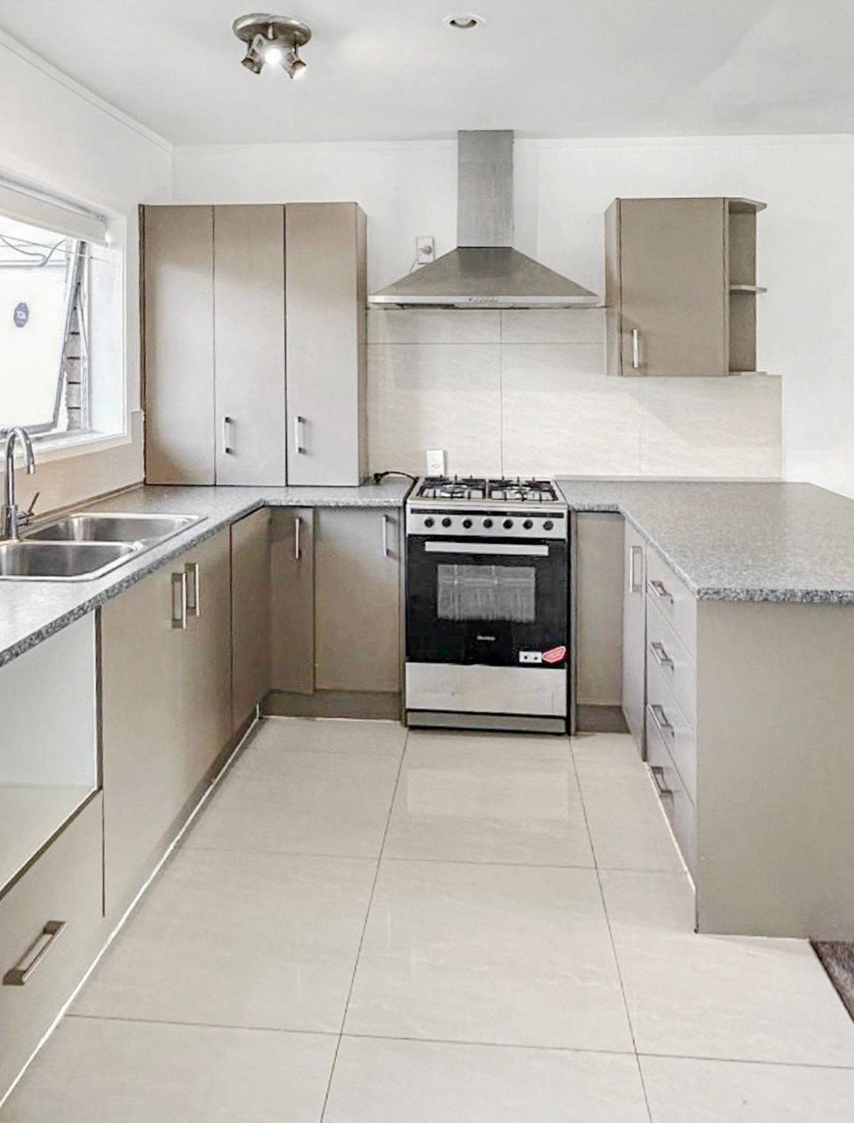 1/146 Puhinui Road, Papatoetoe, Manukau City