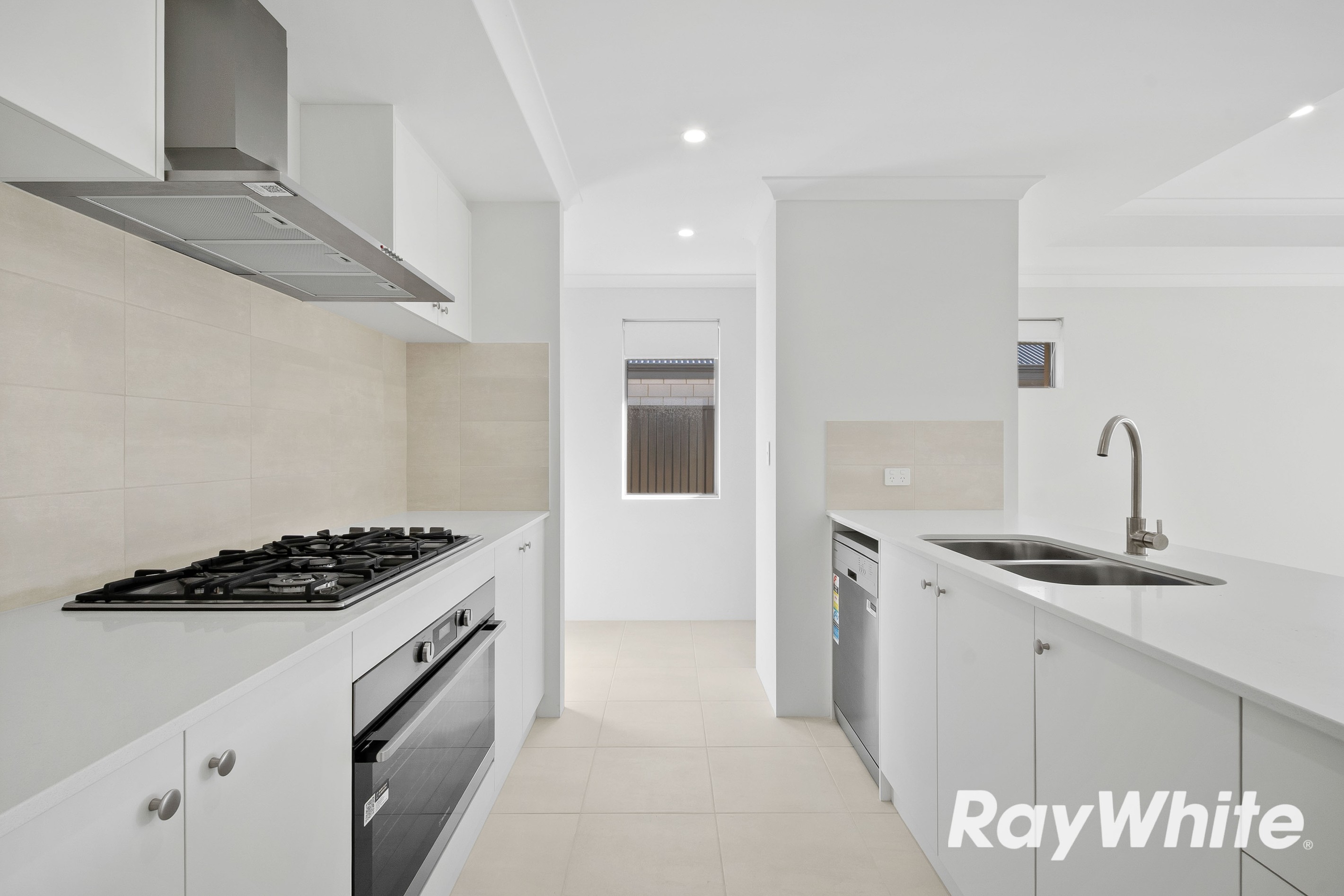 7 Greville Grove, Lakelands, WA 6180