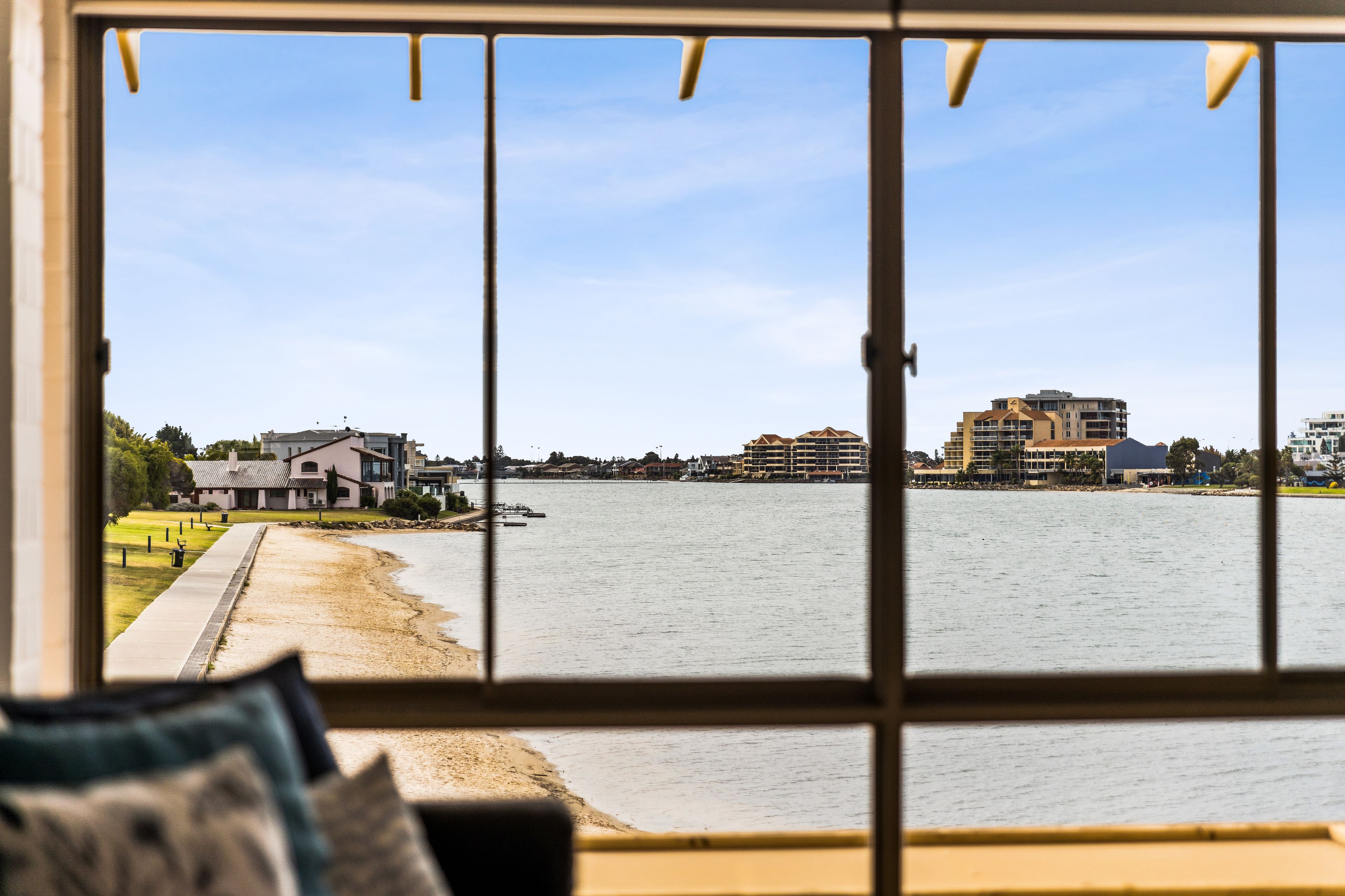 12/80 Military Road, Tennyson, SA 5022