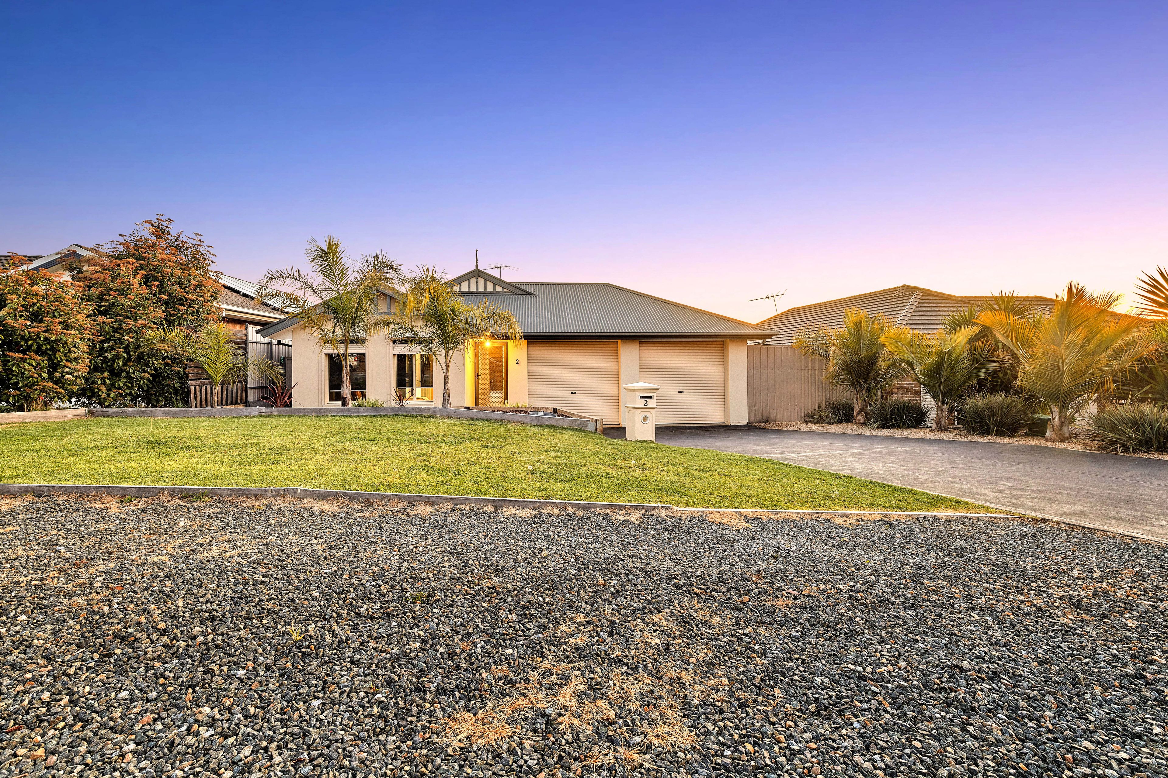 2 Winchester Street, Craigmore SA 5114