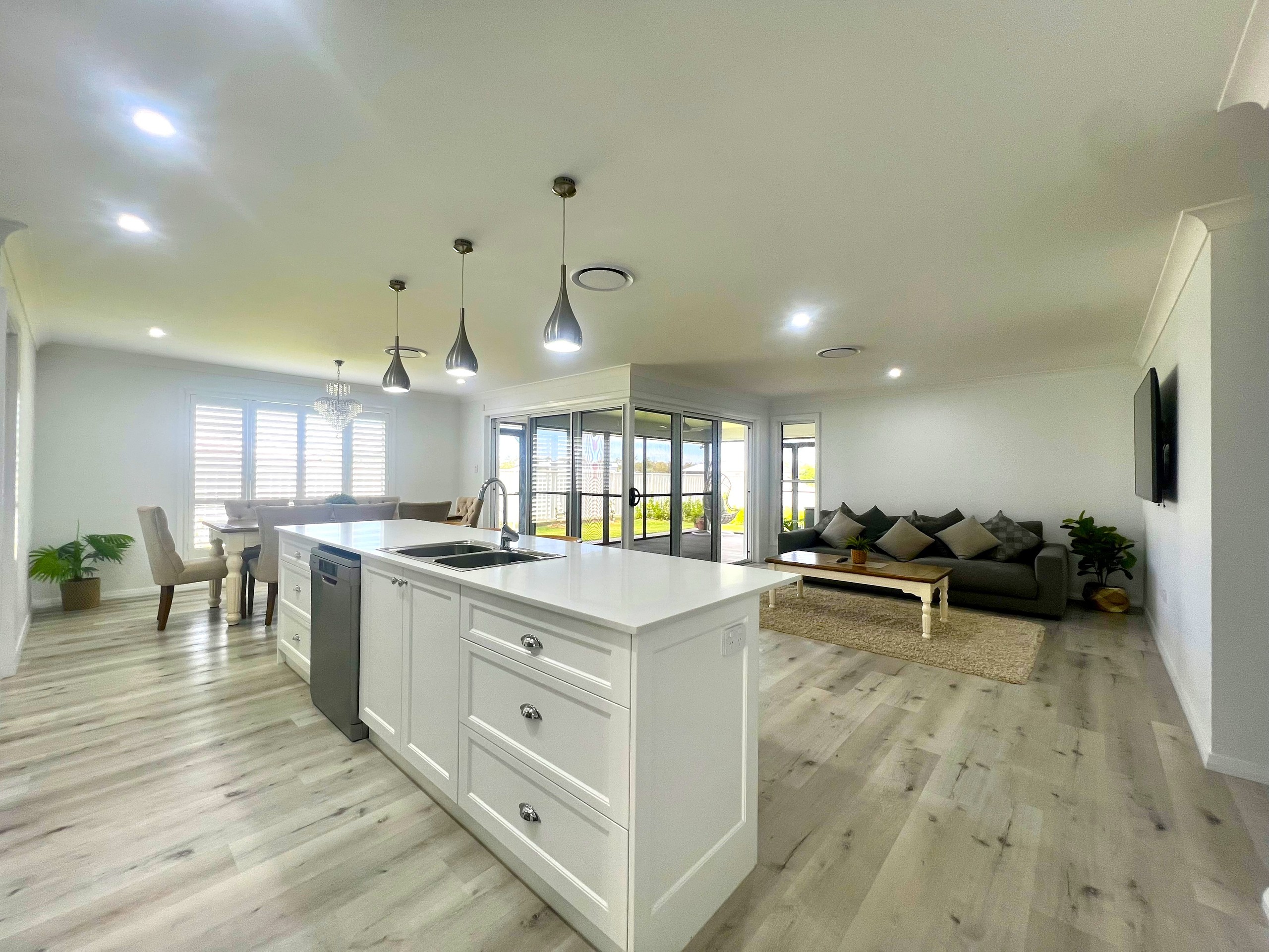 10 Billabong Drive, Goondiwindi, QLD 4390