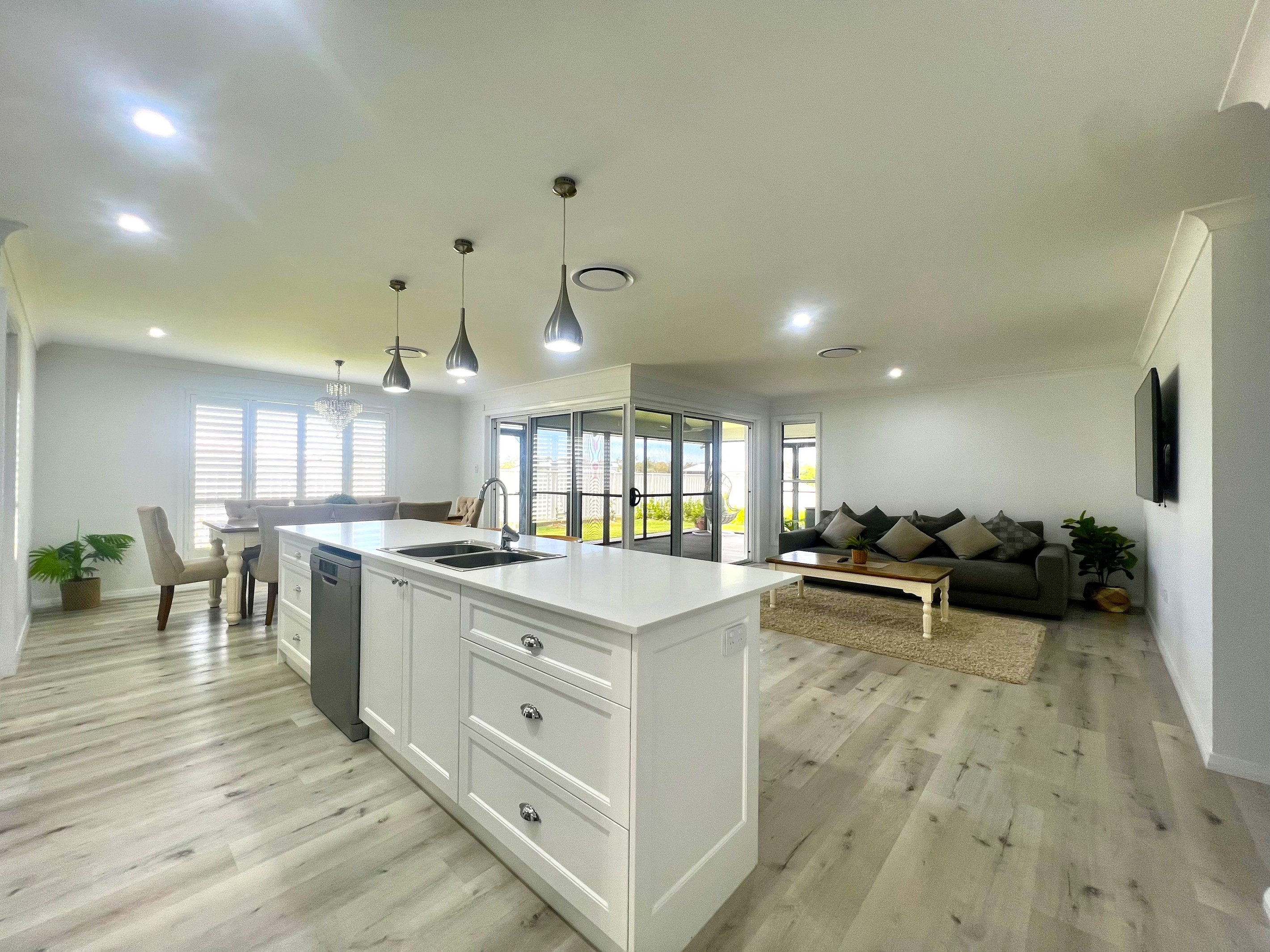 10 Billabong Drive, Goondiwindi, QLD 4390