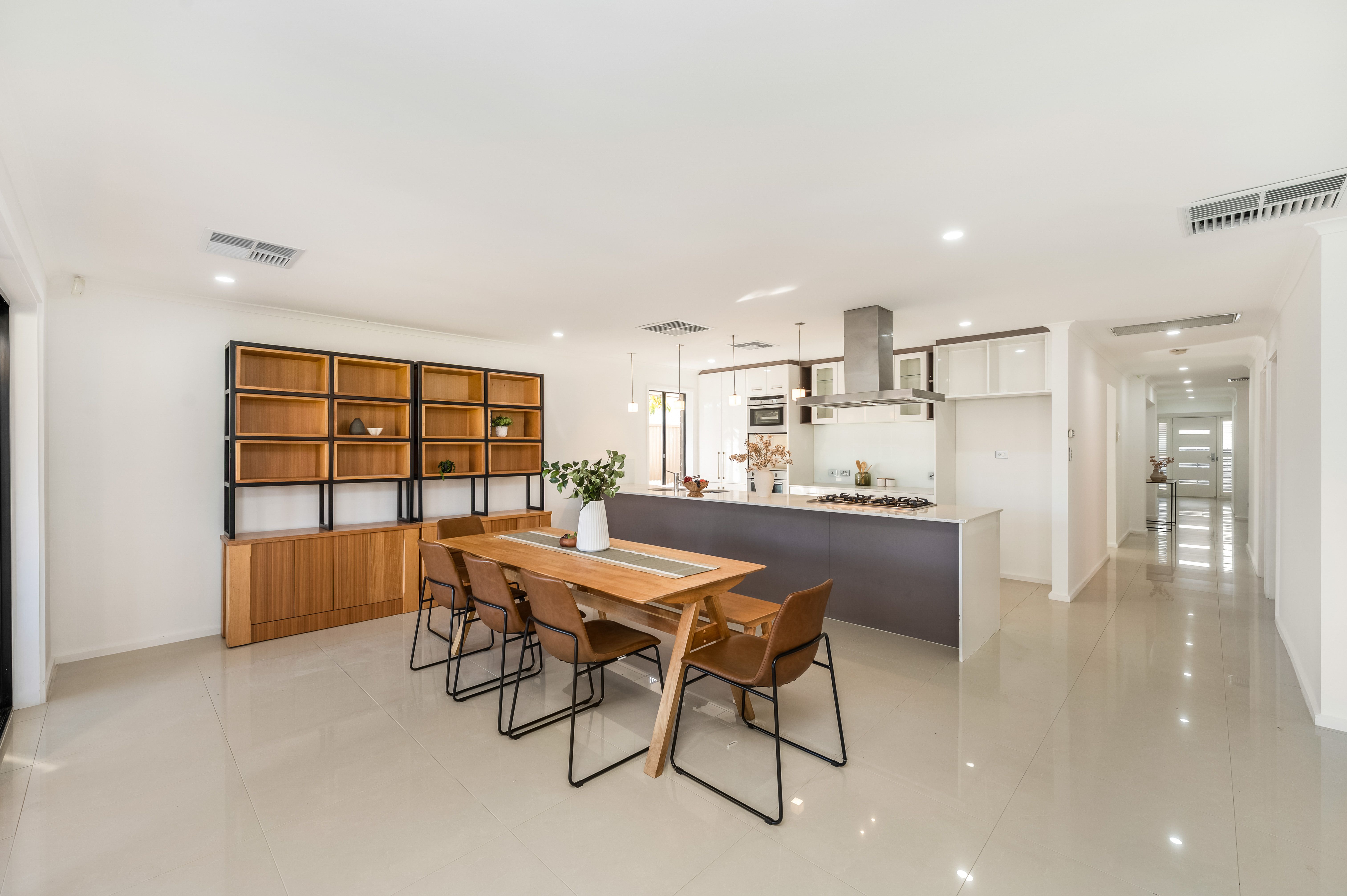 39 Hamilton Road — photo 6 of 30