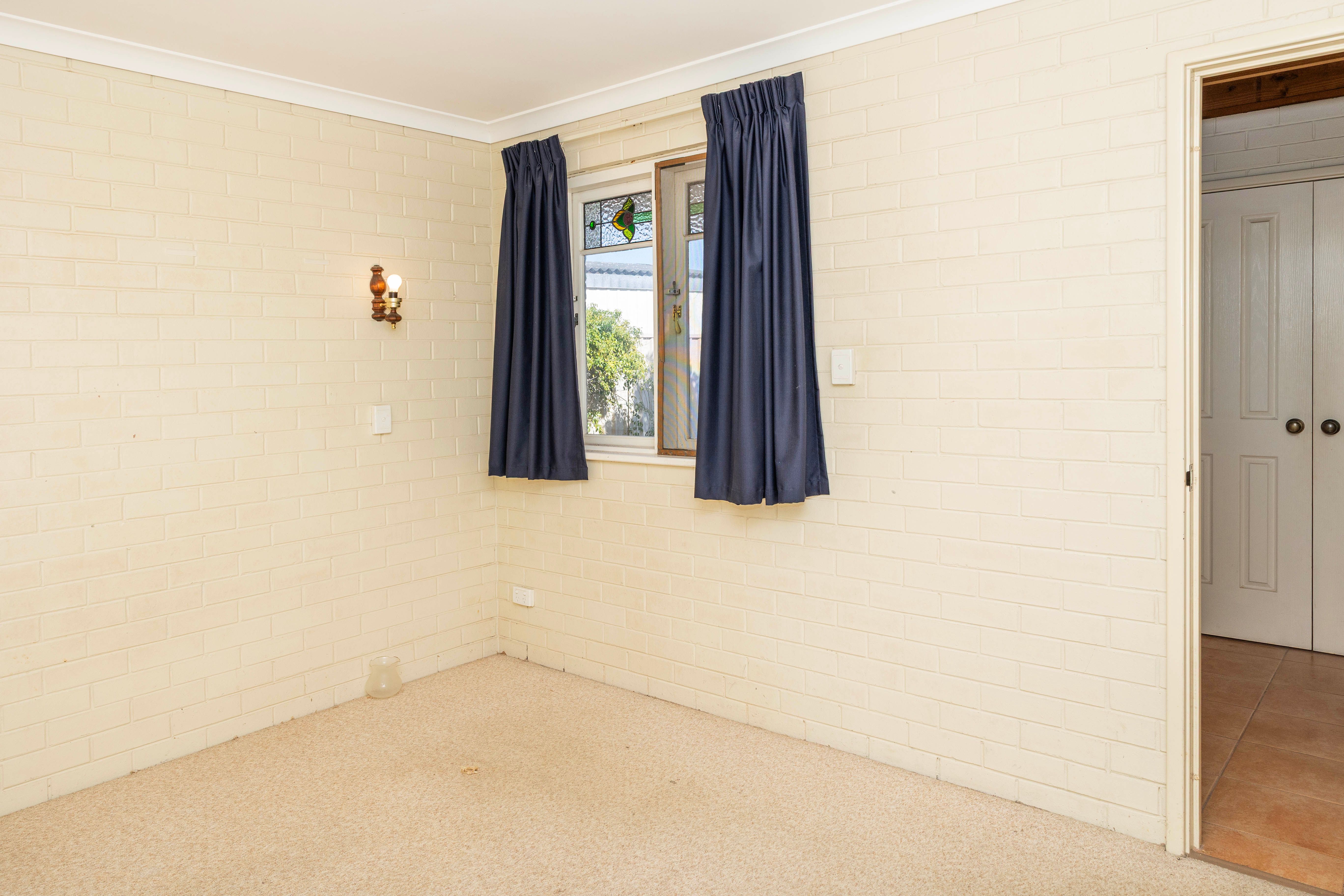 4 Whitburn Place — photo 20 of 28