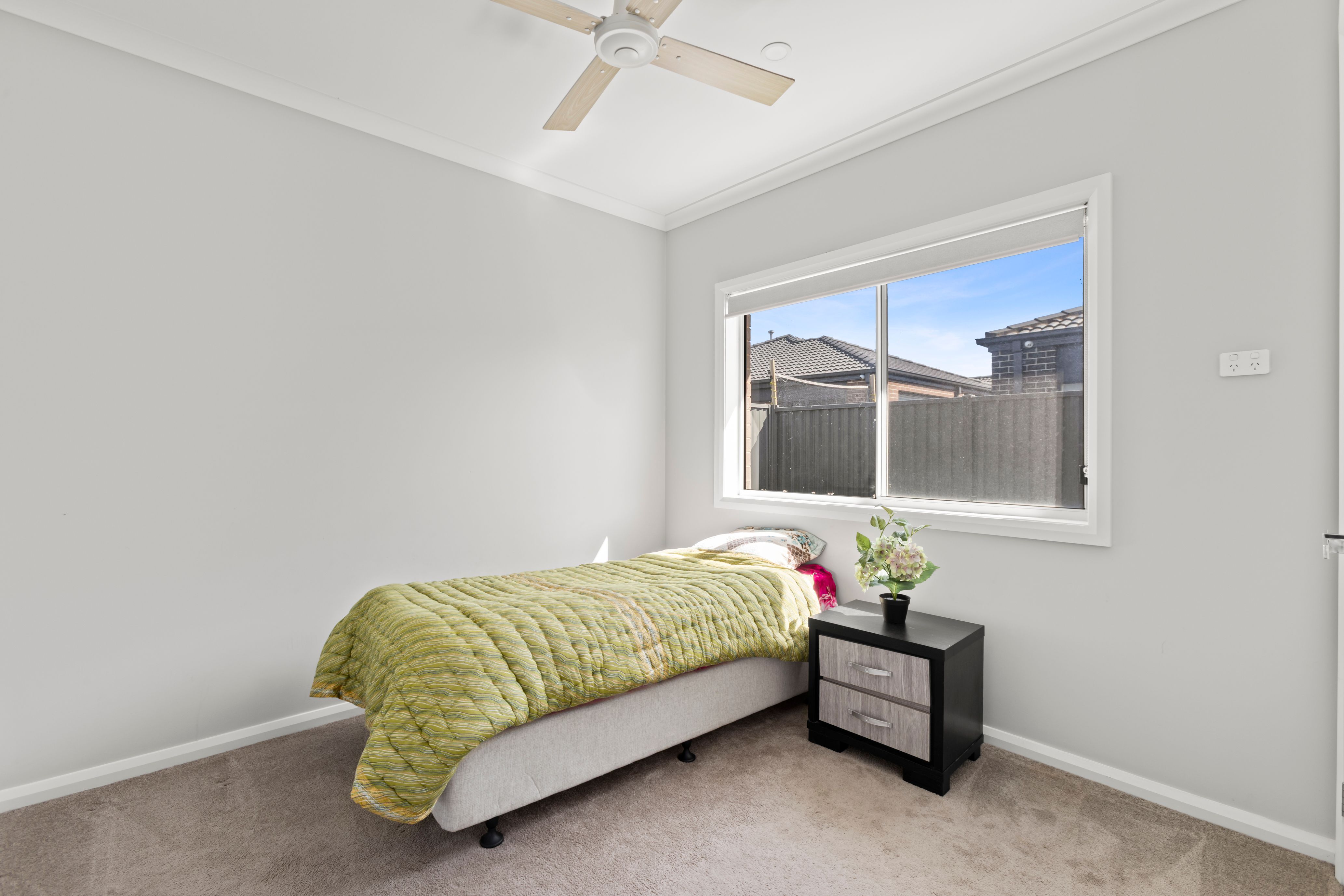 54 Canterbury Road West — photo 15 of 17