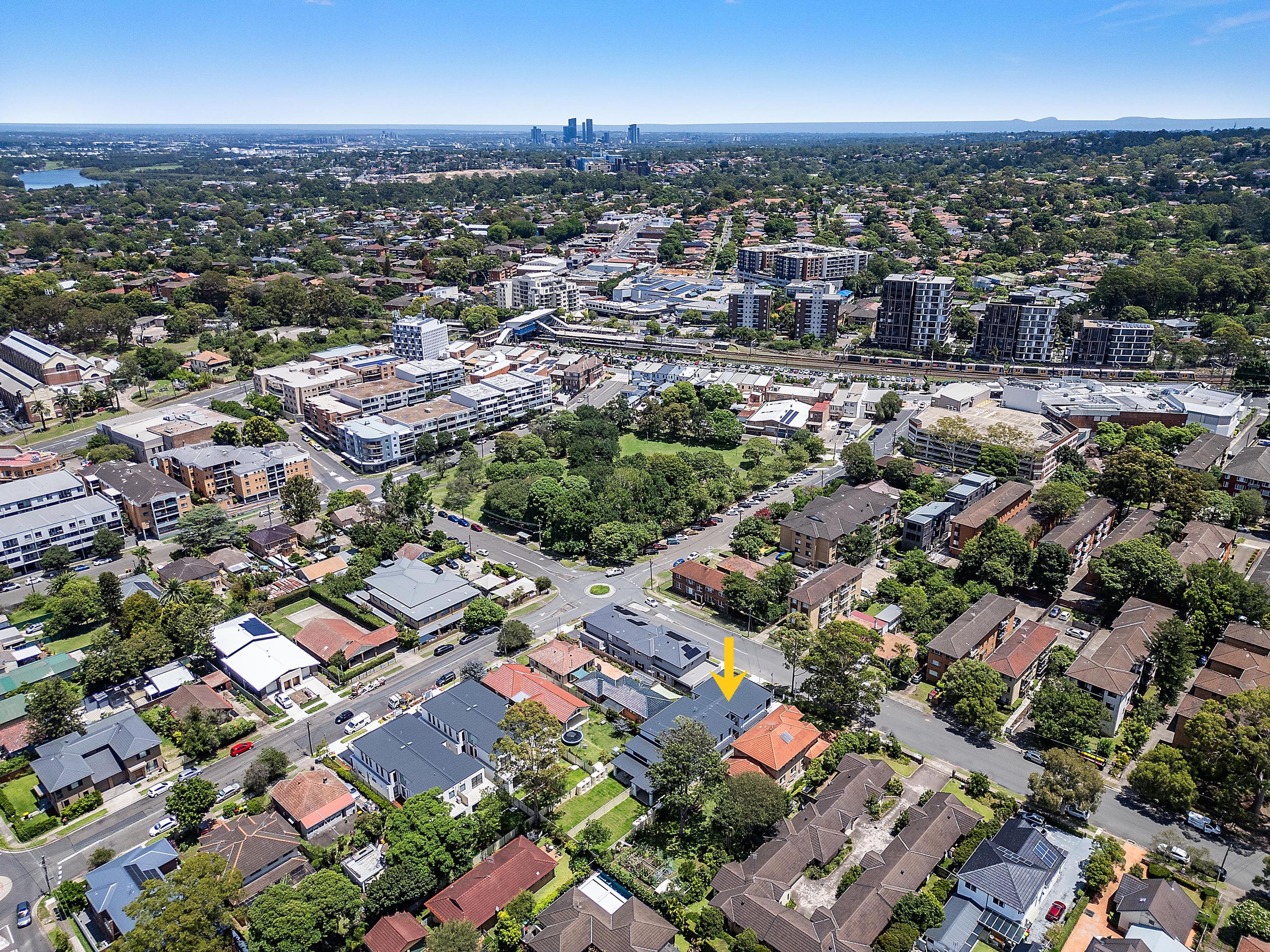 78 Anzac Avenue — photo 10 of 11