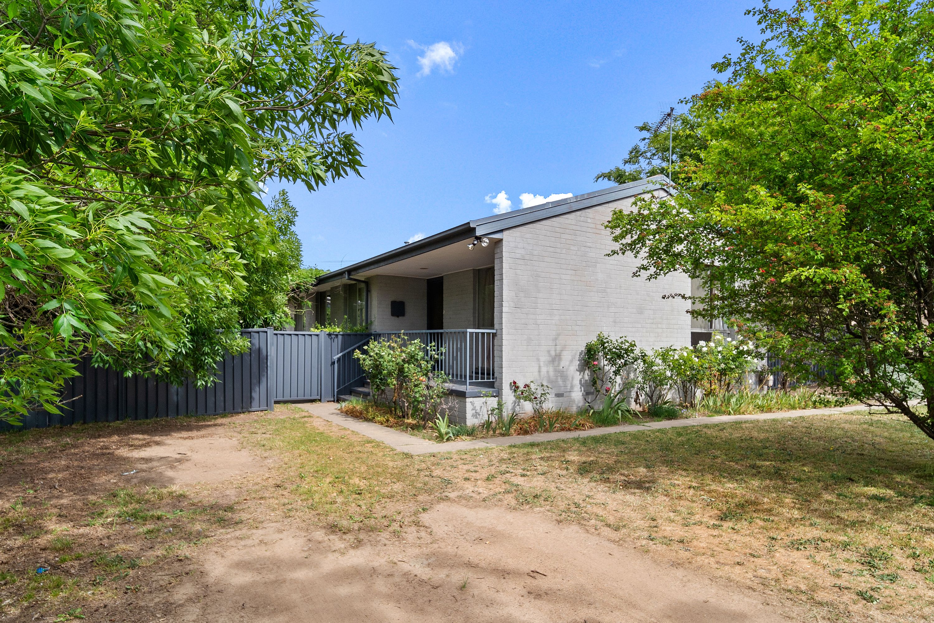 10 Lyne Place, Kambah, ACT 2902