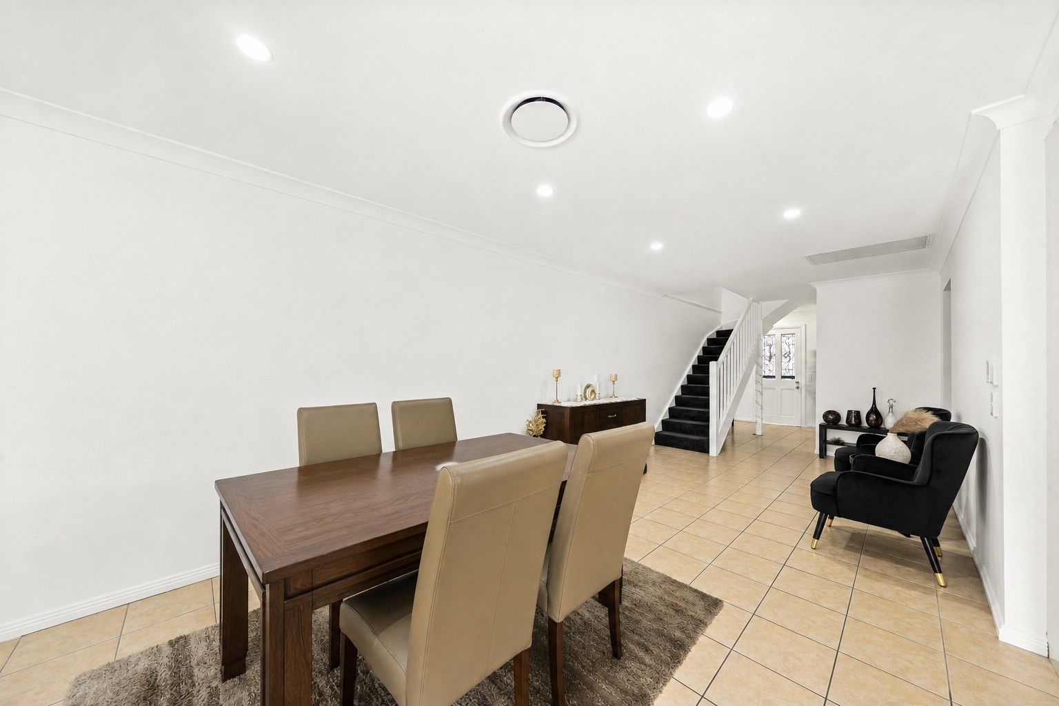74A & B Mount Keira Road — photo 5 of 10