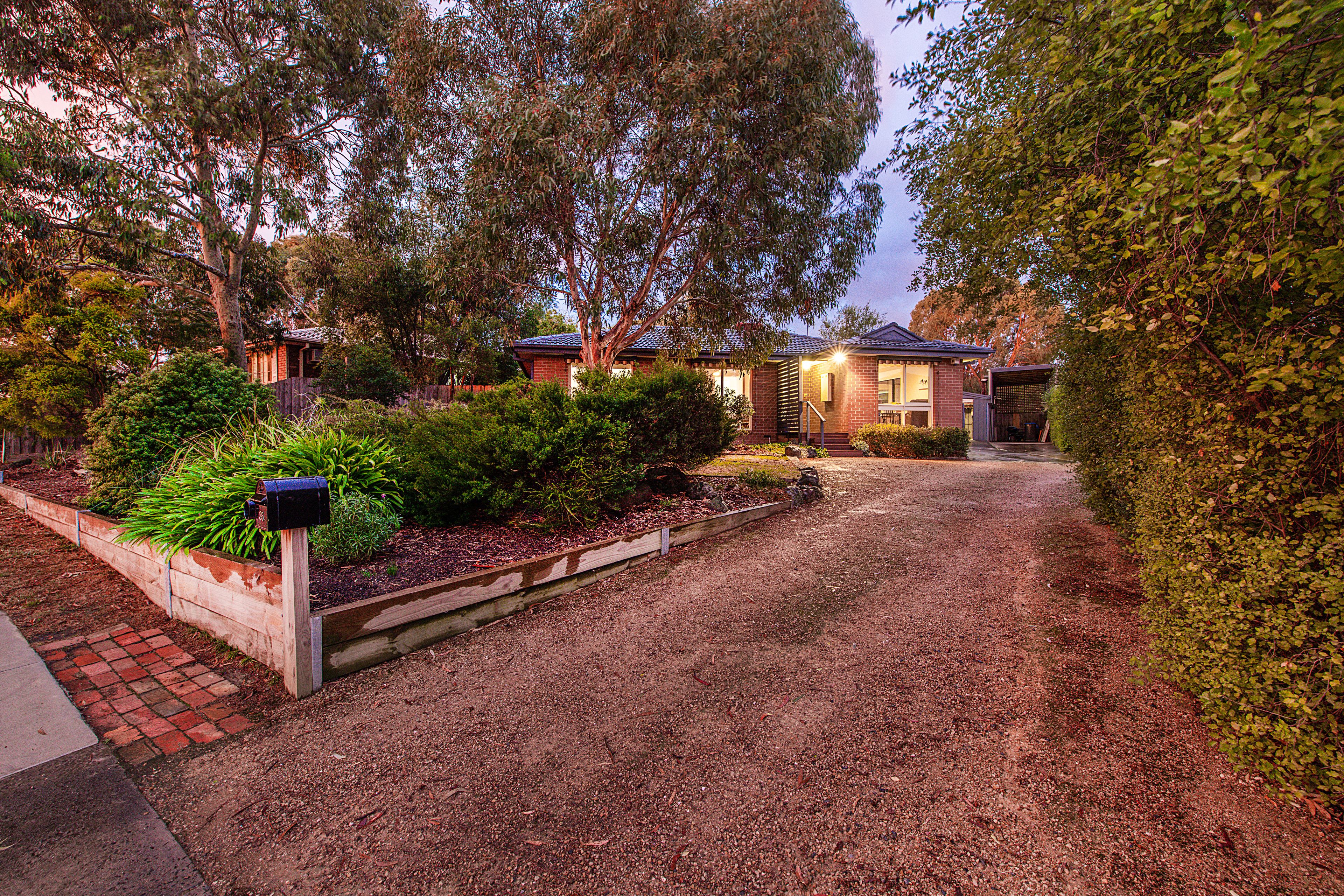 35 Dairy Lane, Ferntree Gully, VIC 3156